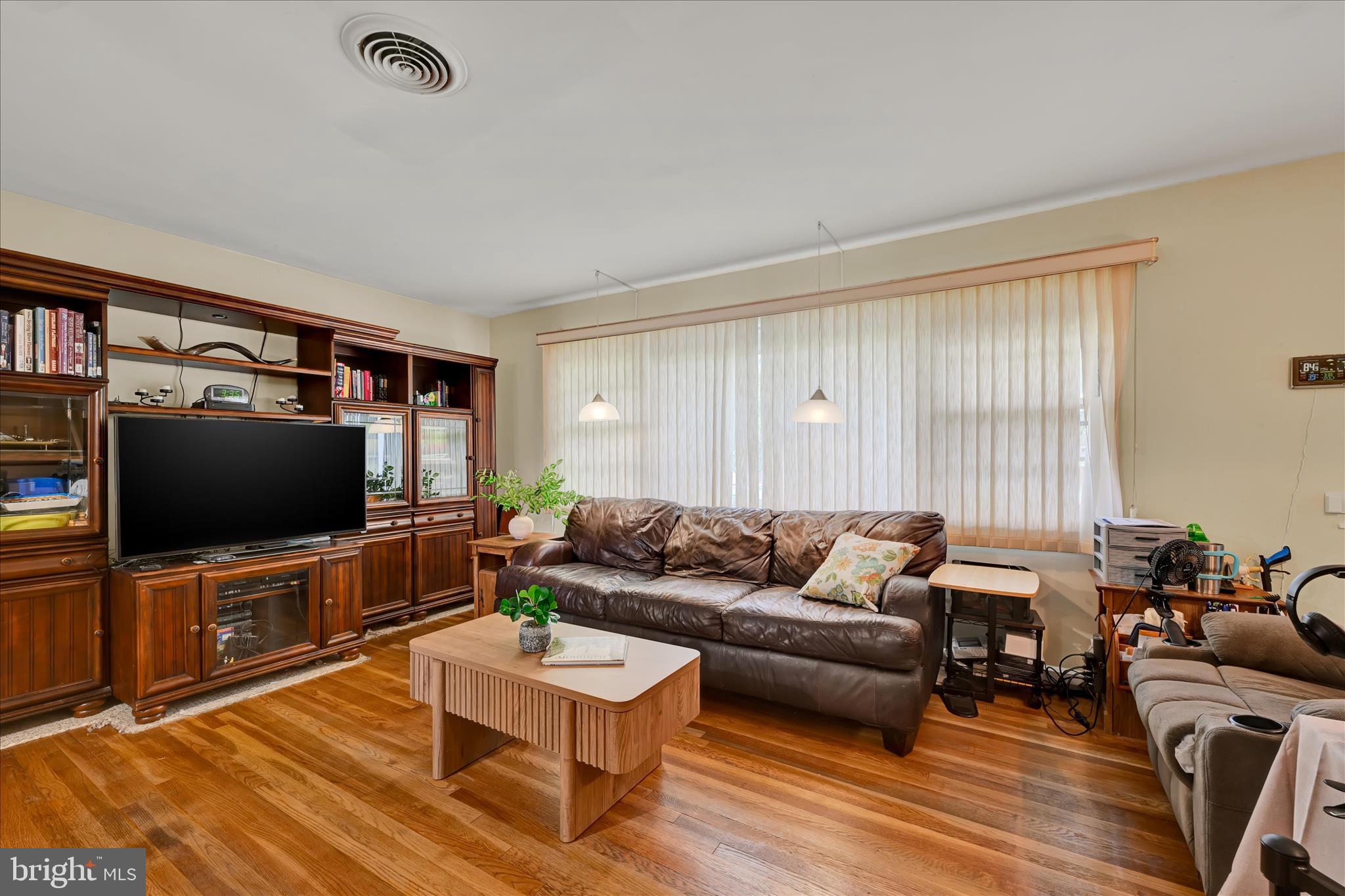 6606 Baythorne Rd, Baltimore, MD 21209 photo