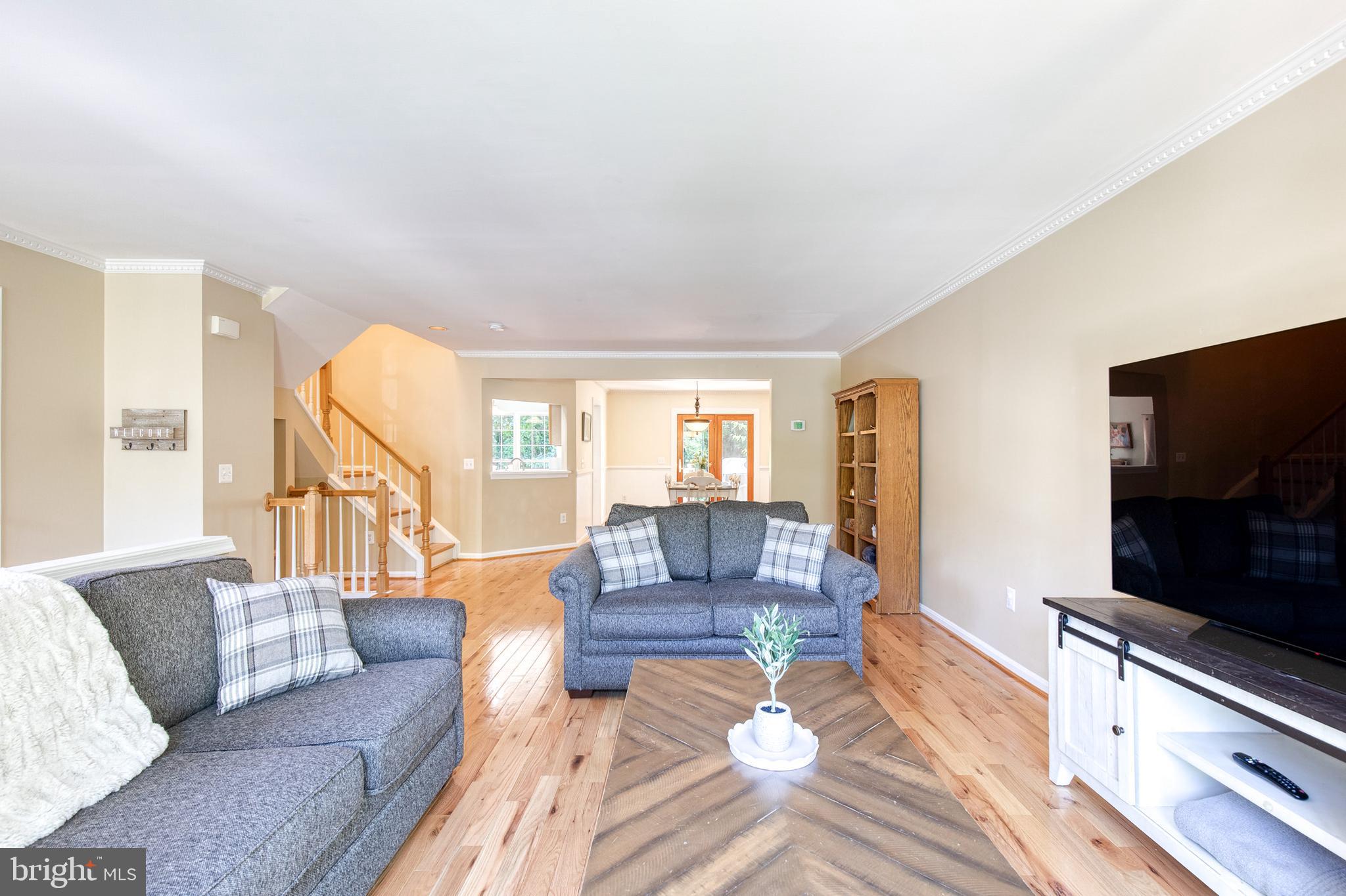 752 Leister Dr, Lutherville Timonium, MD 21093 photo