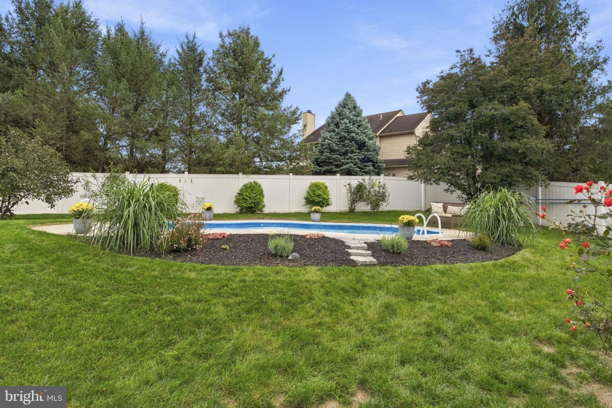 140 Fig Tree Way, Manchester, PA 17345 photo