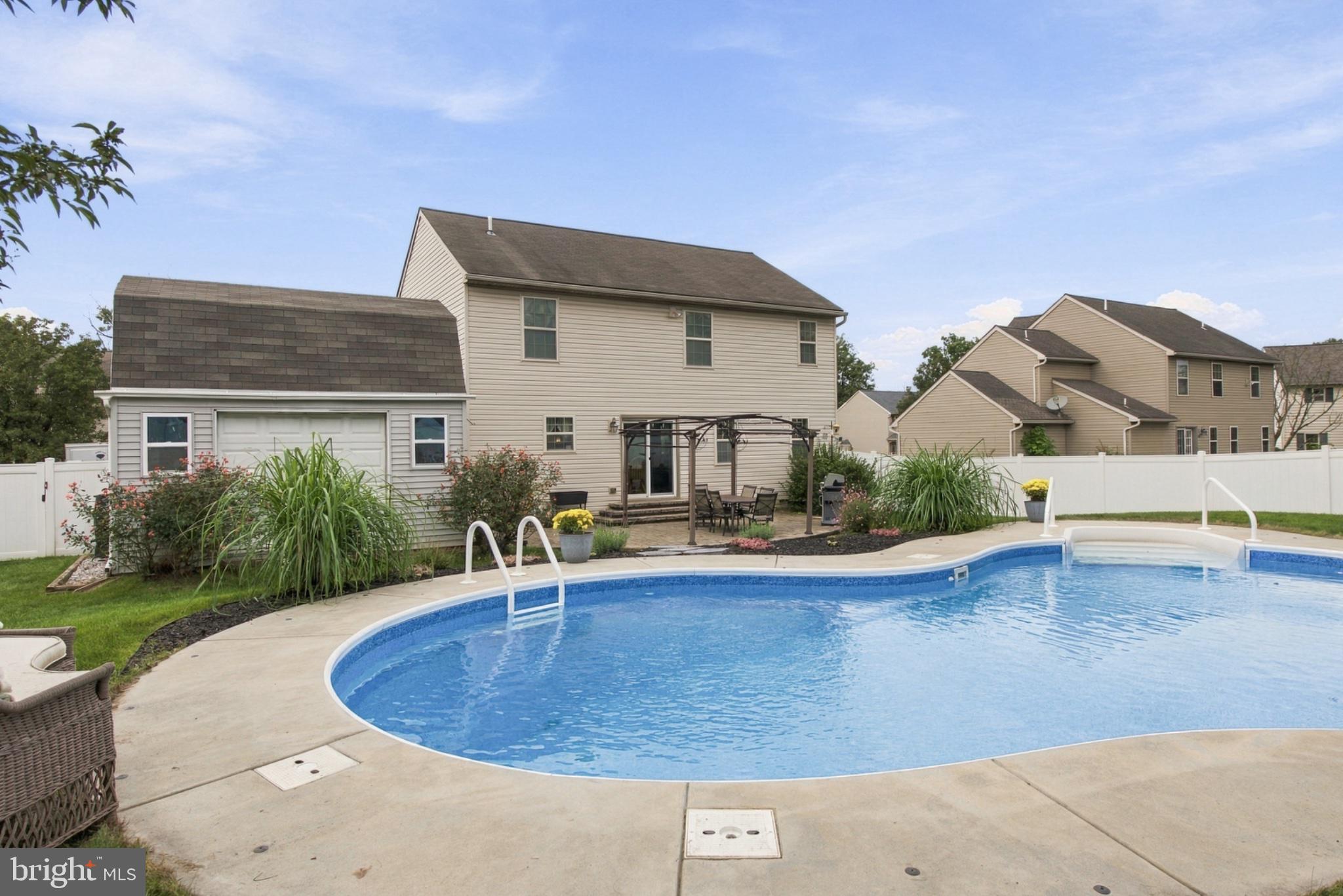 140 Fig Tree Way, Manchester, PA 17345 photo