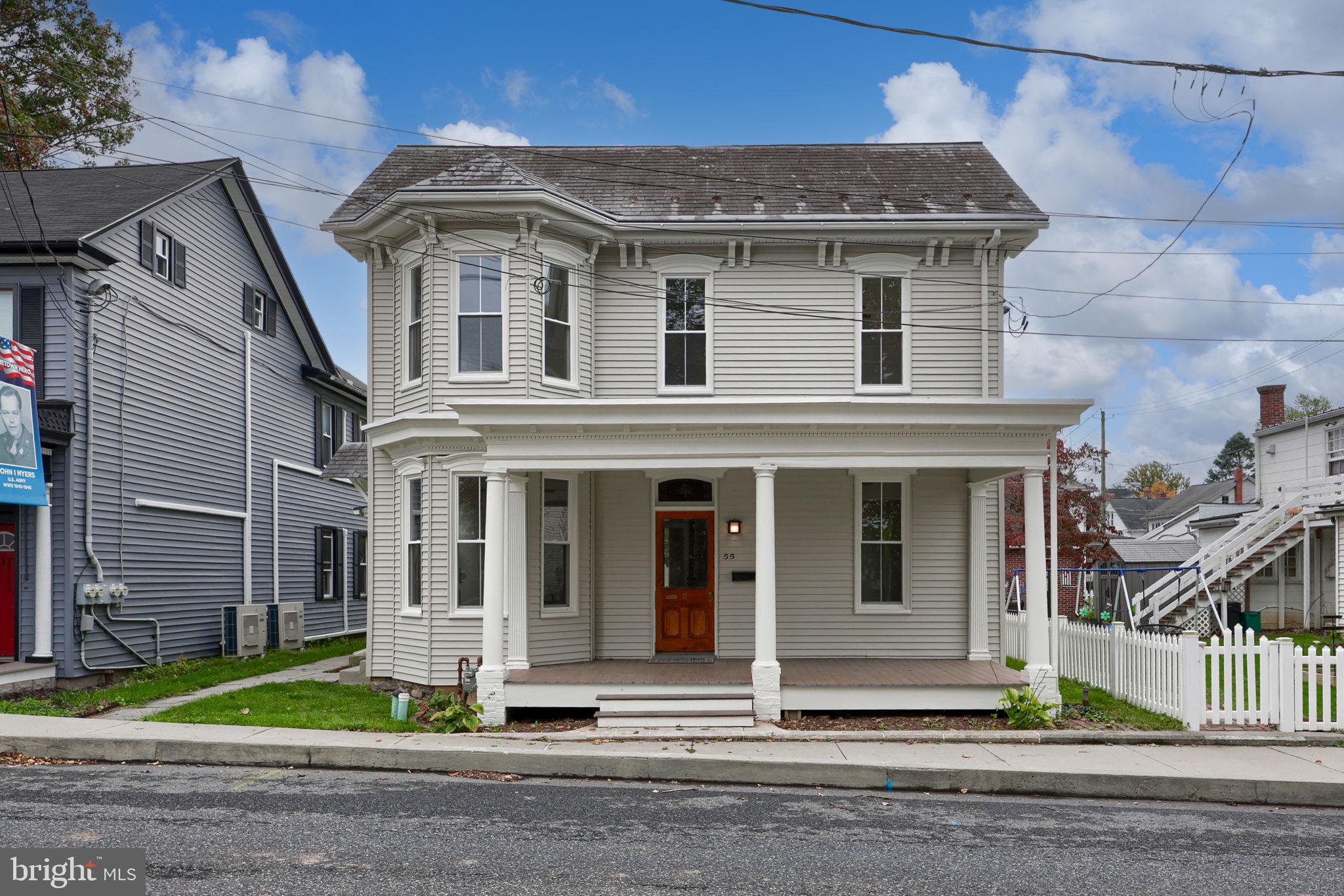 55 Marietta Ave, Mount Joy, PA 17552