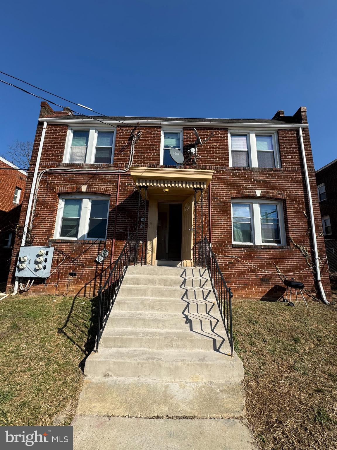 1710 28th Pl, Washington, DC 20020