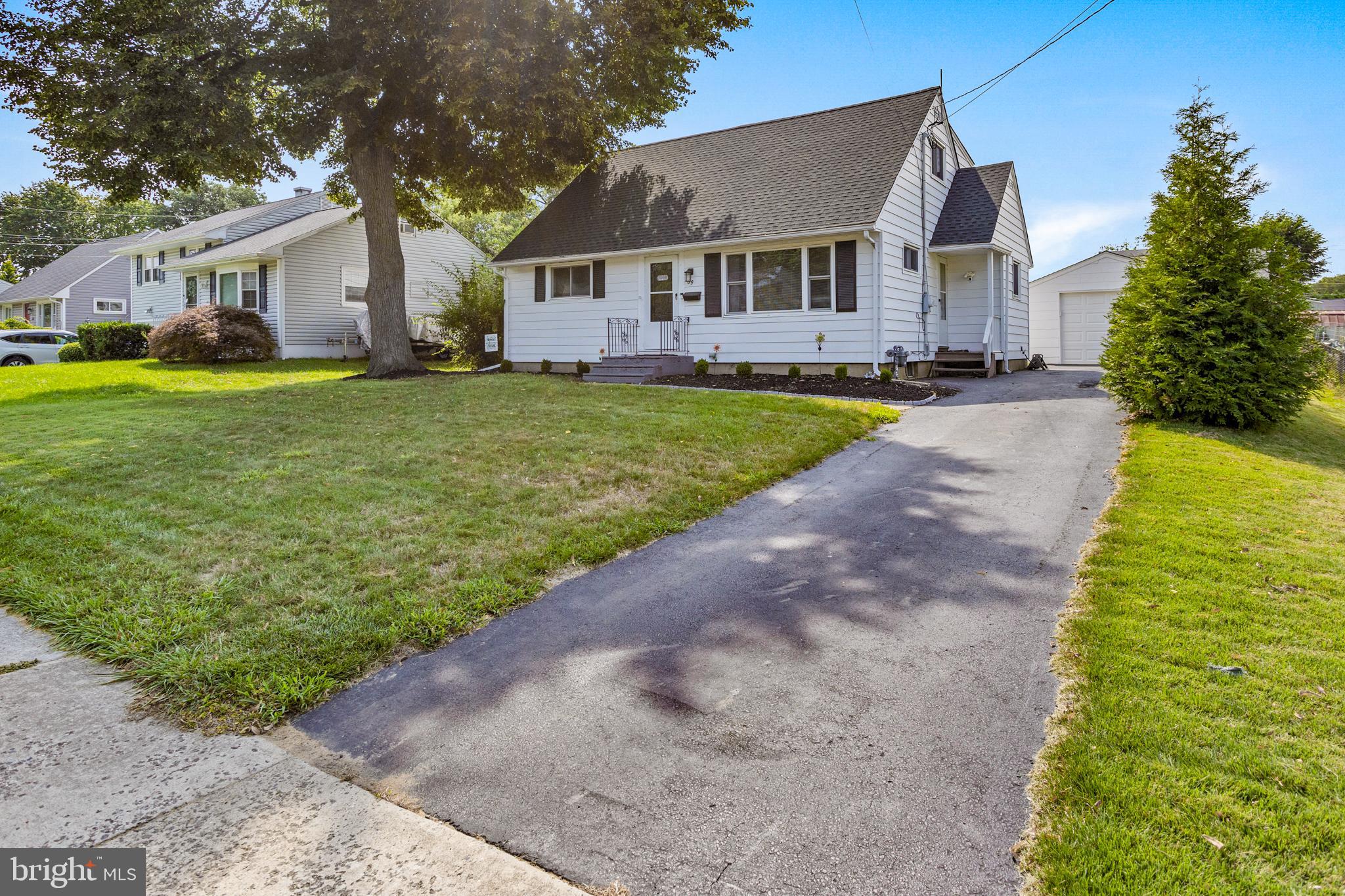 69 Charles Bossert Dr, Bordentown, NJ 08505 photo