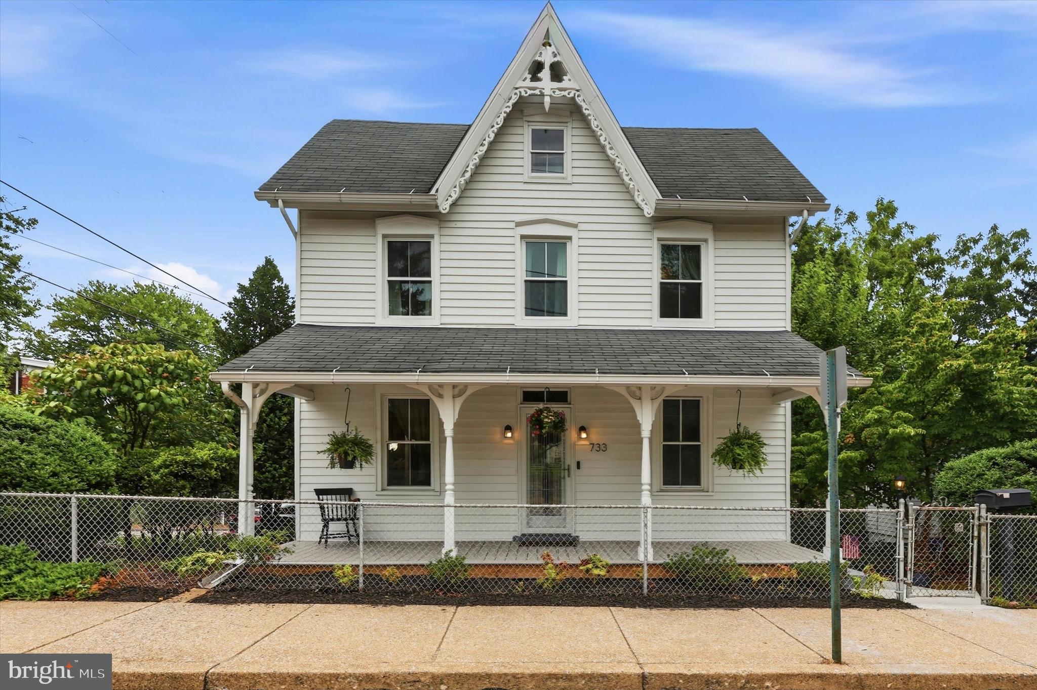 733 Main St, Brookhaven, PA 19015 photo