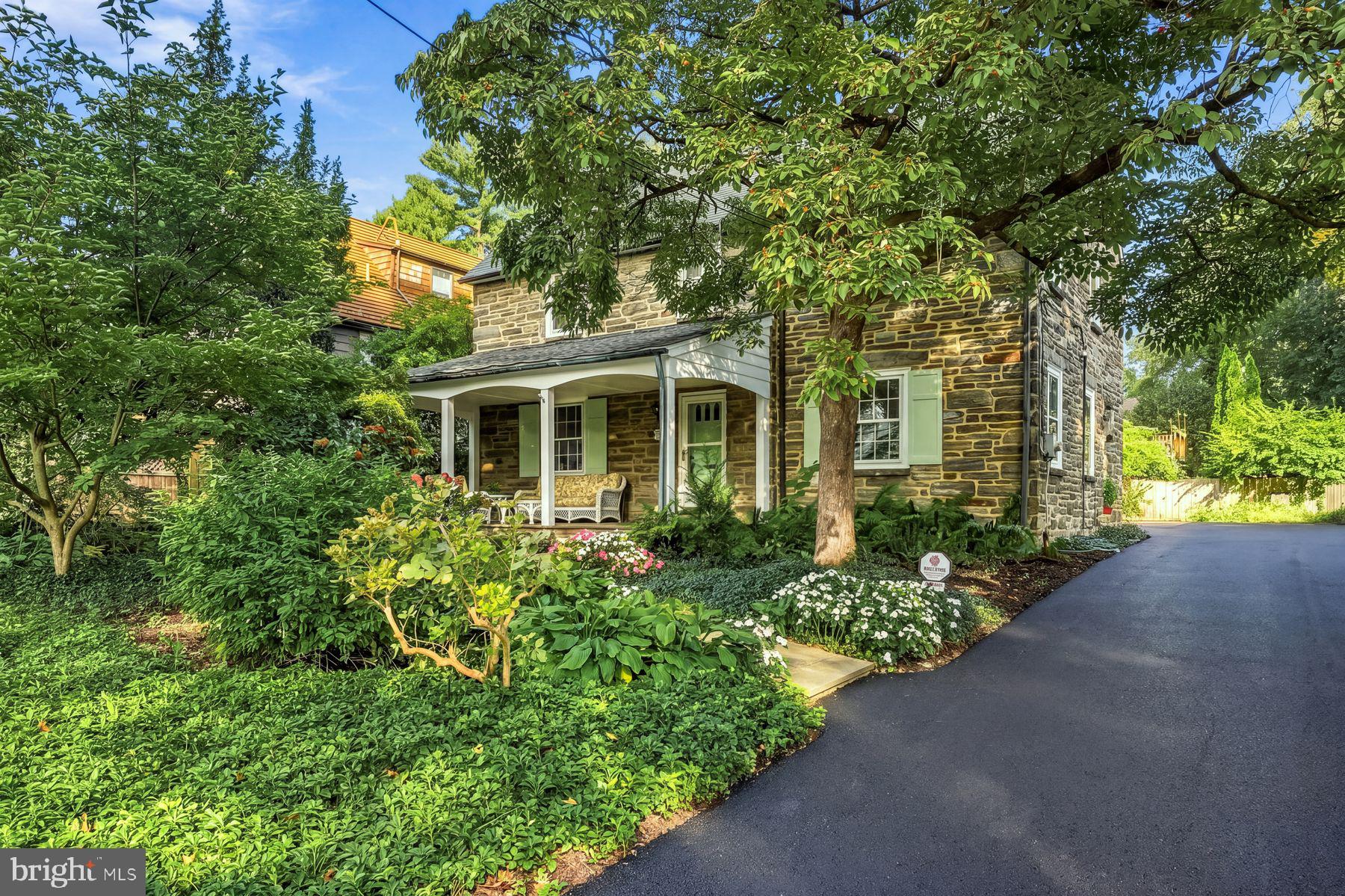 35 Overhill Rd, Bala Cynwyd, PA 19004 photo