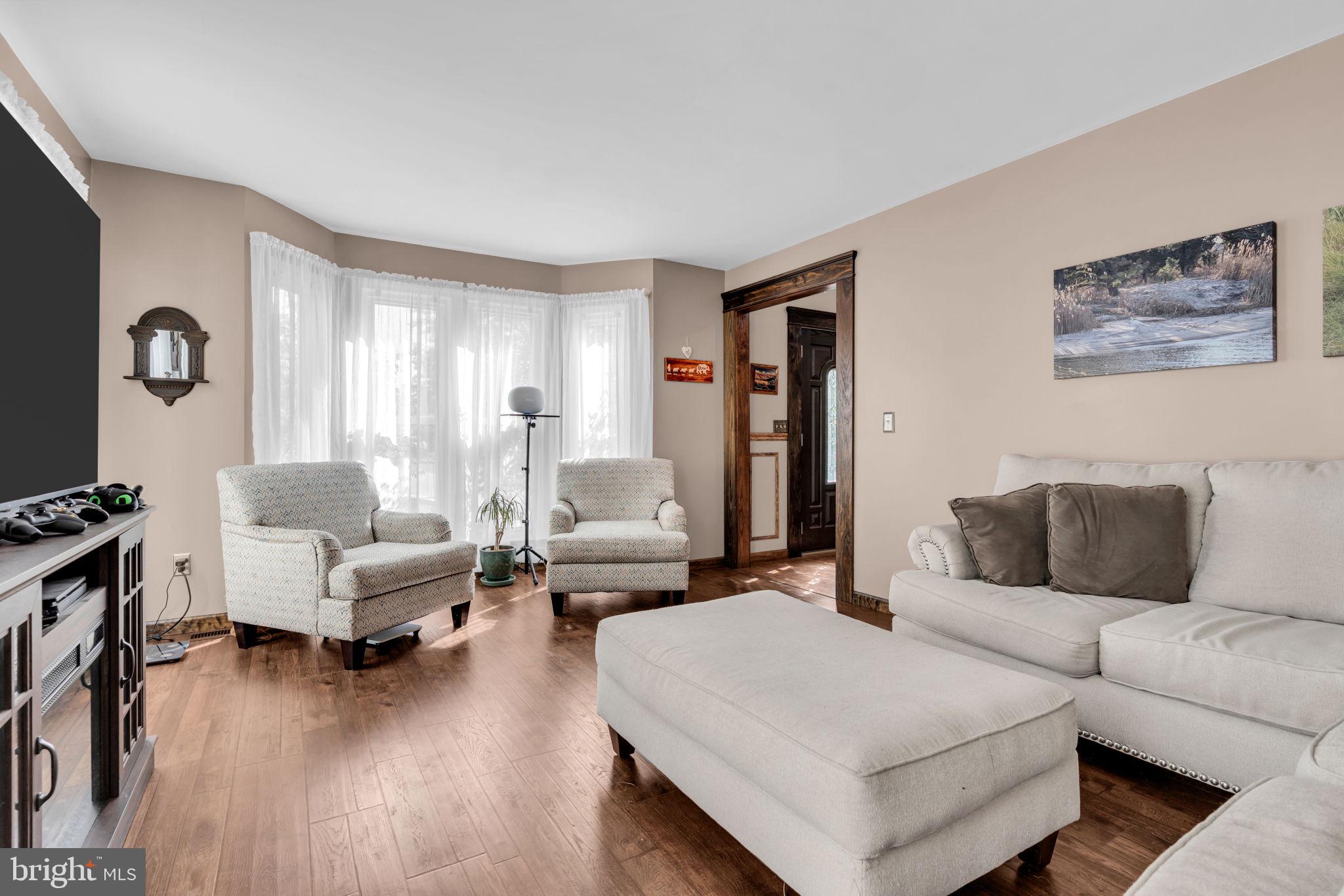 10 Sami Dr, Howell, NJ 07731 photo