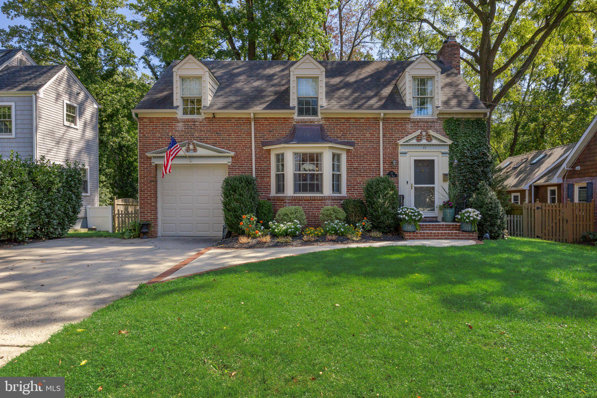 77 Park Dr, Cherry Hill, NJ 08002