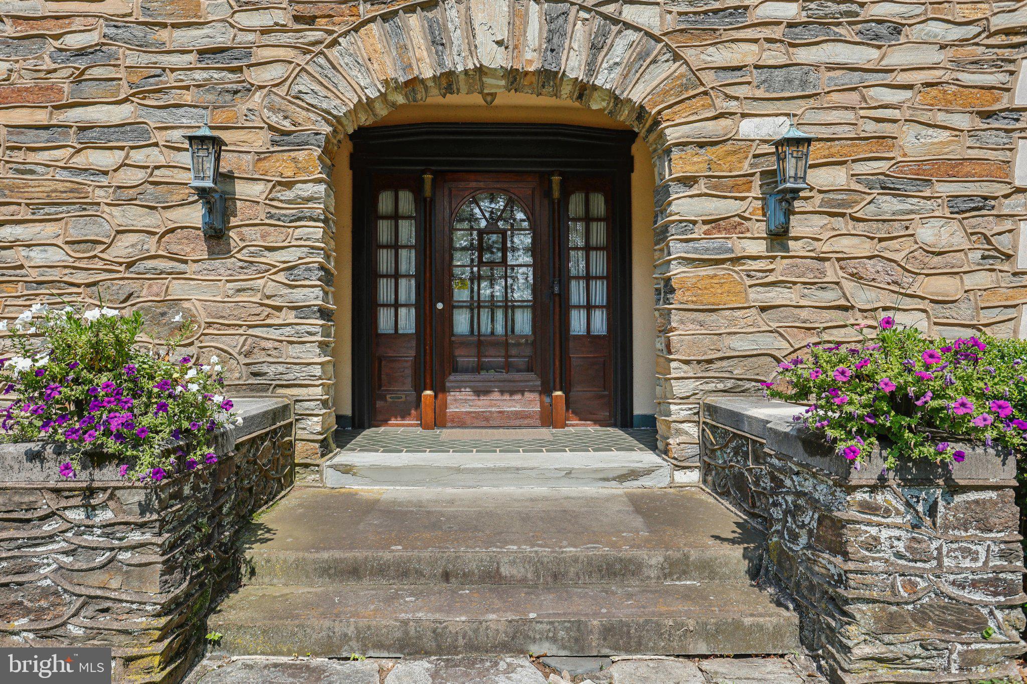 3 Belmont Cir, Trenton, NJ 08618 photo