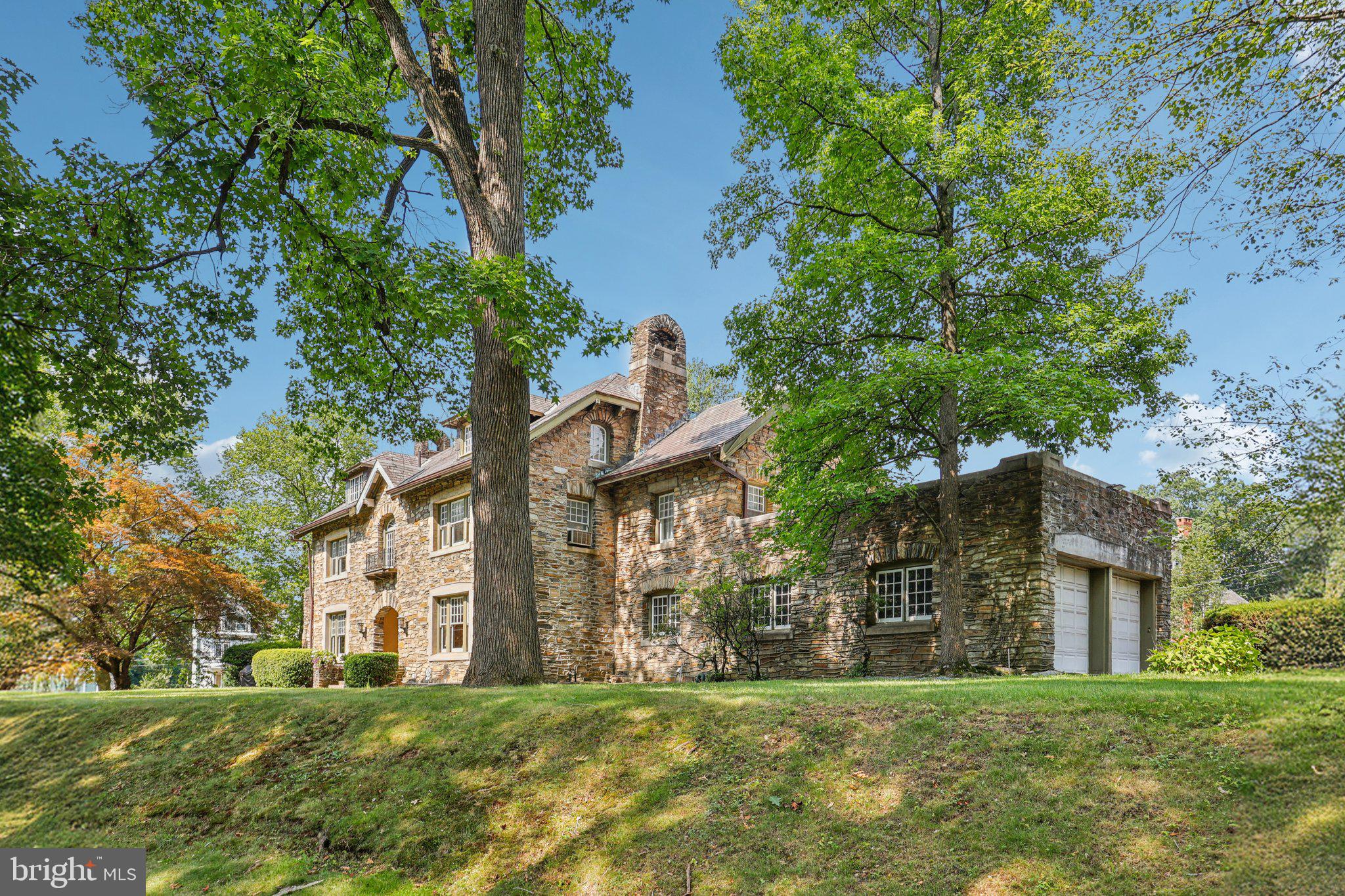 3 Belmont Cir, Trenton, NJ 08618 photo