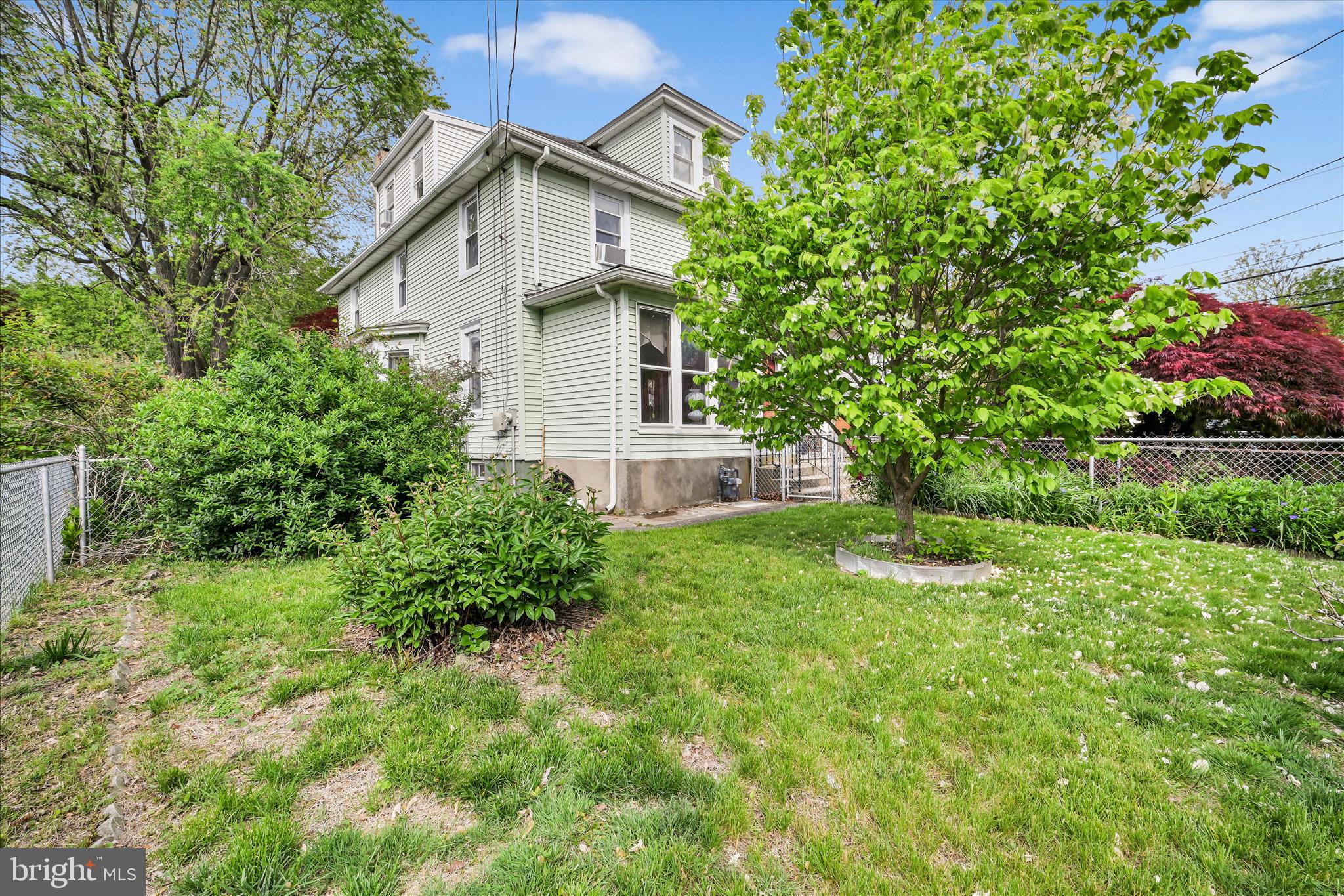 1666 Ward St, Marcus Hook, PA 19061 photo