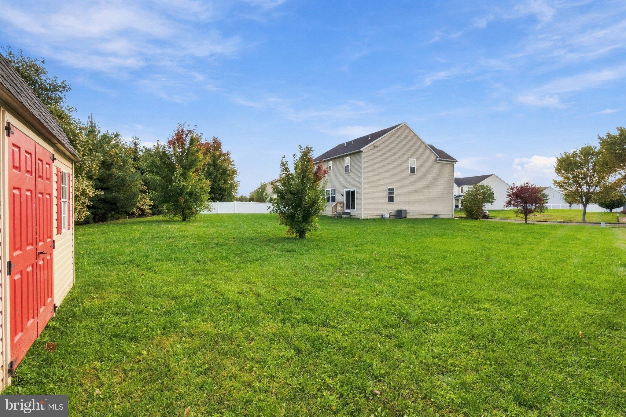 323 Pigott Dr, Florence, NJ 08518 photo