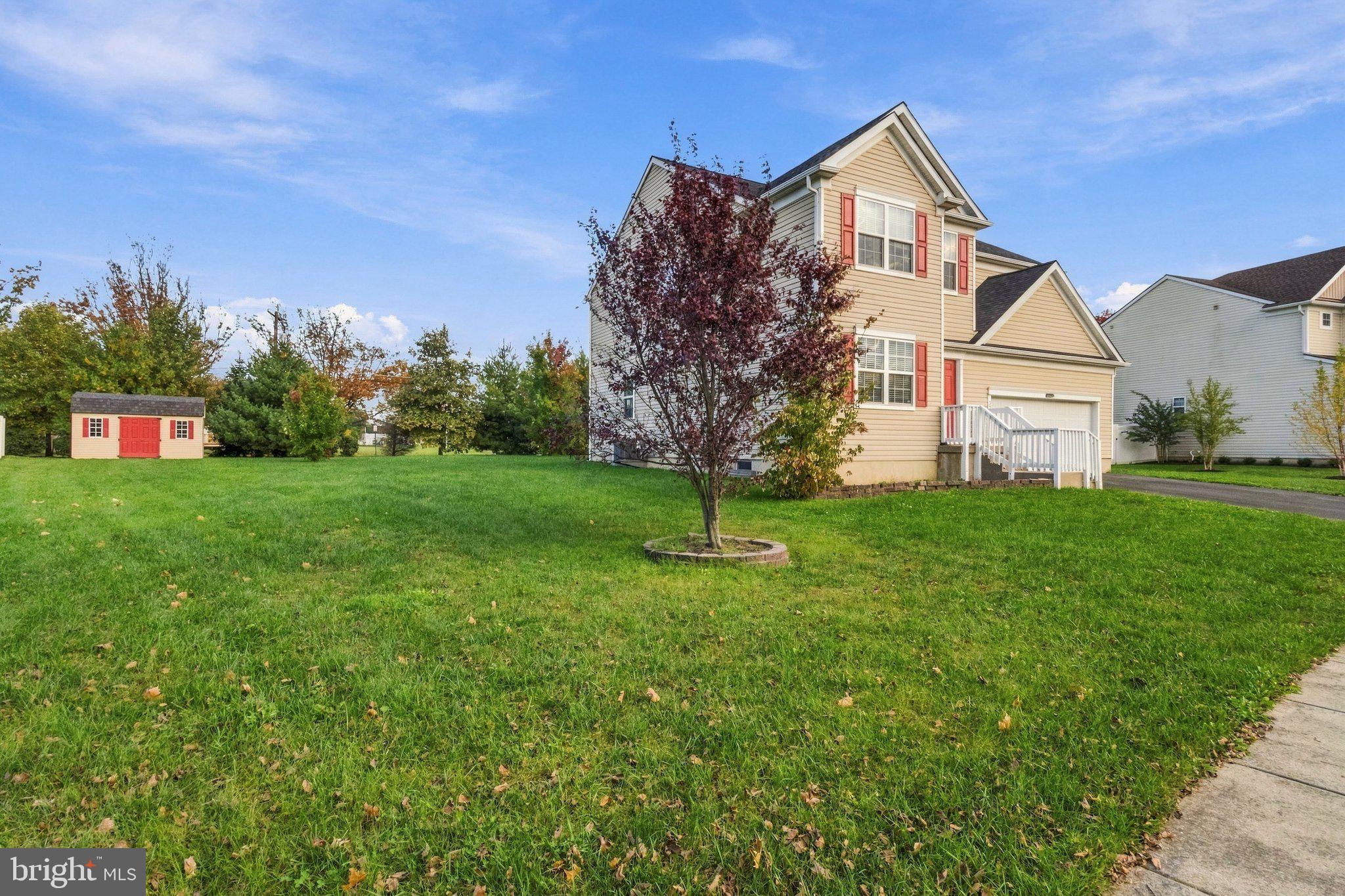 323 Pigott Dr, Florence, NJ 08518 photo