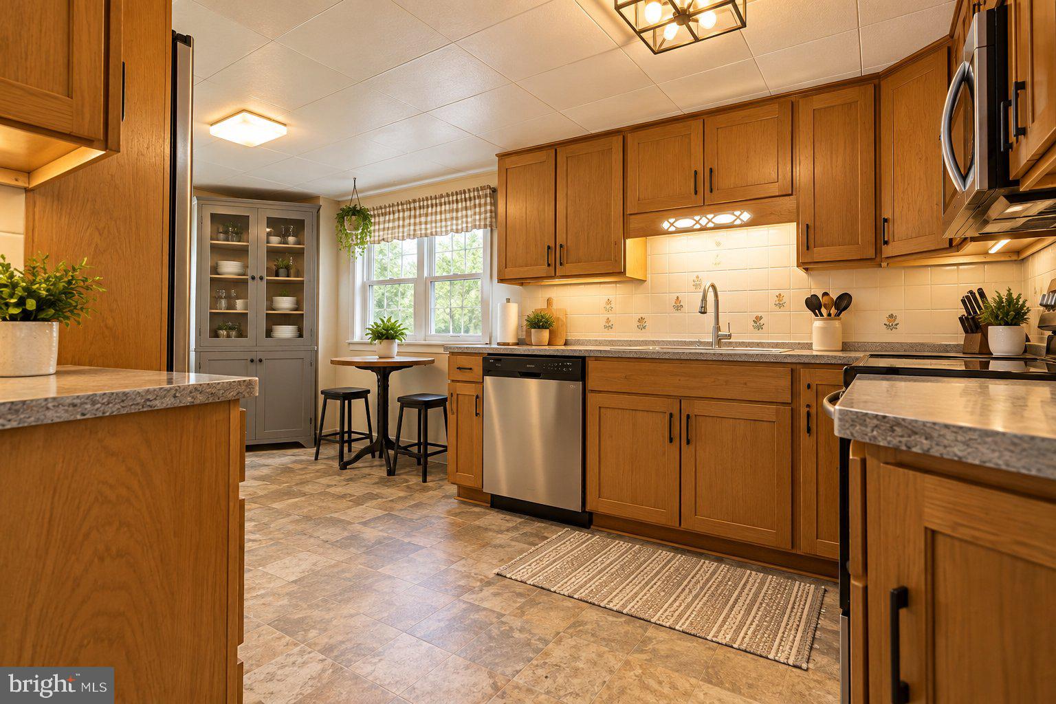153 Hershey Mill Rd, Mountville, PA 17554 photo