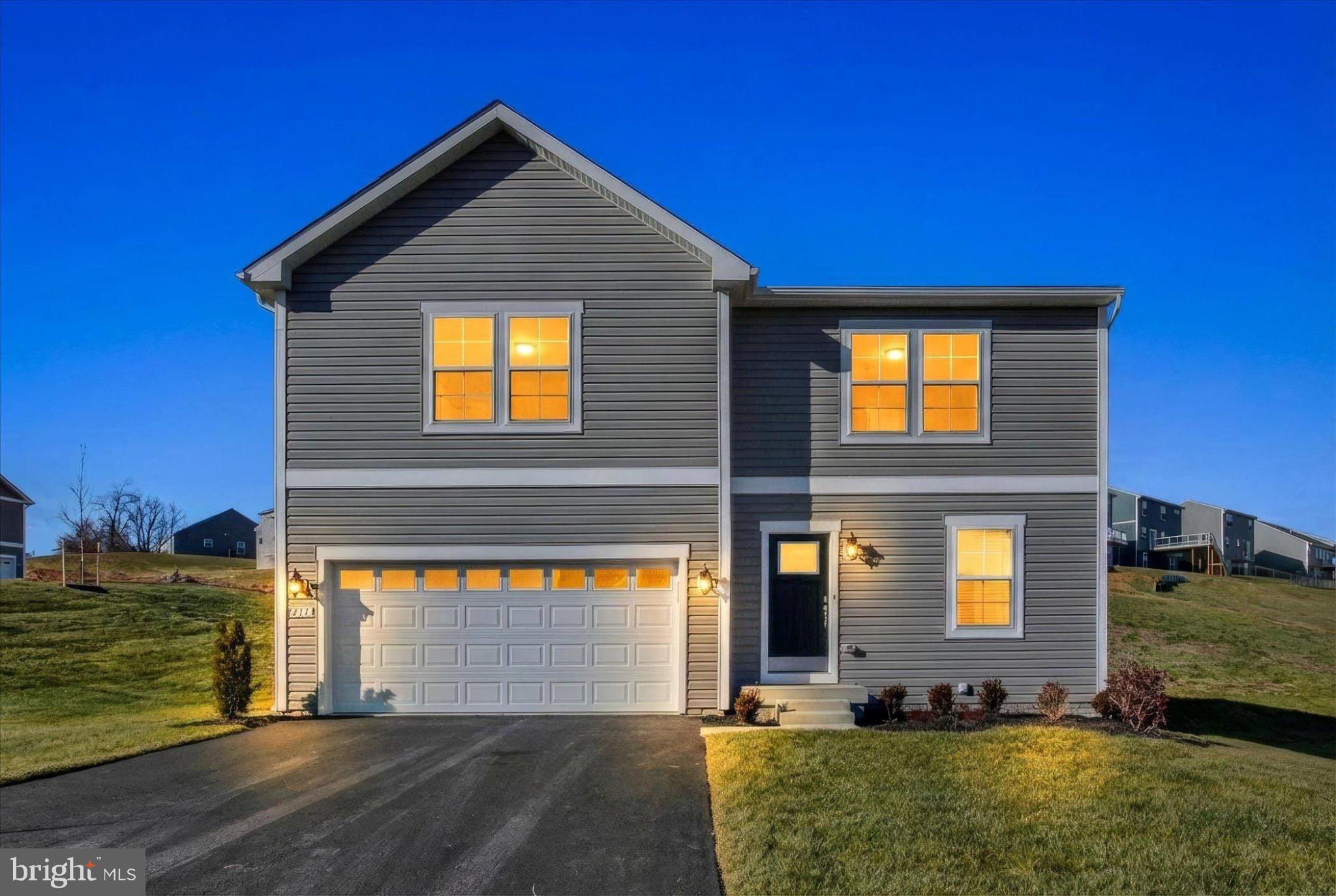 215 Pheasant Ridge Rd, Hanover, PA 17331