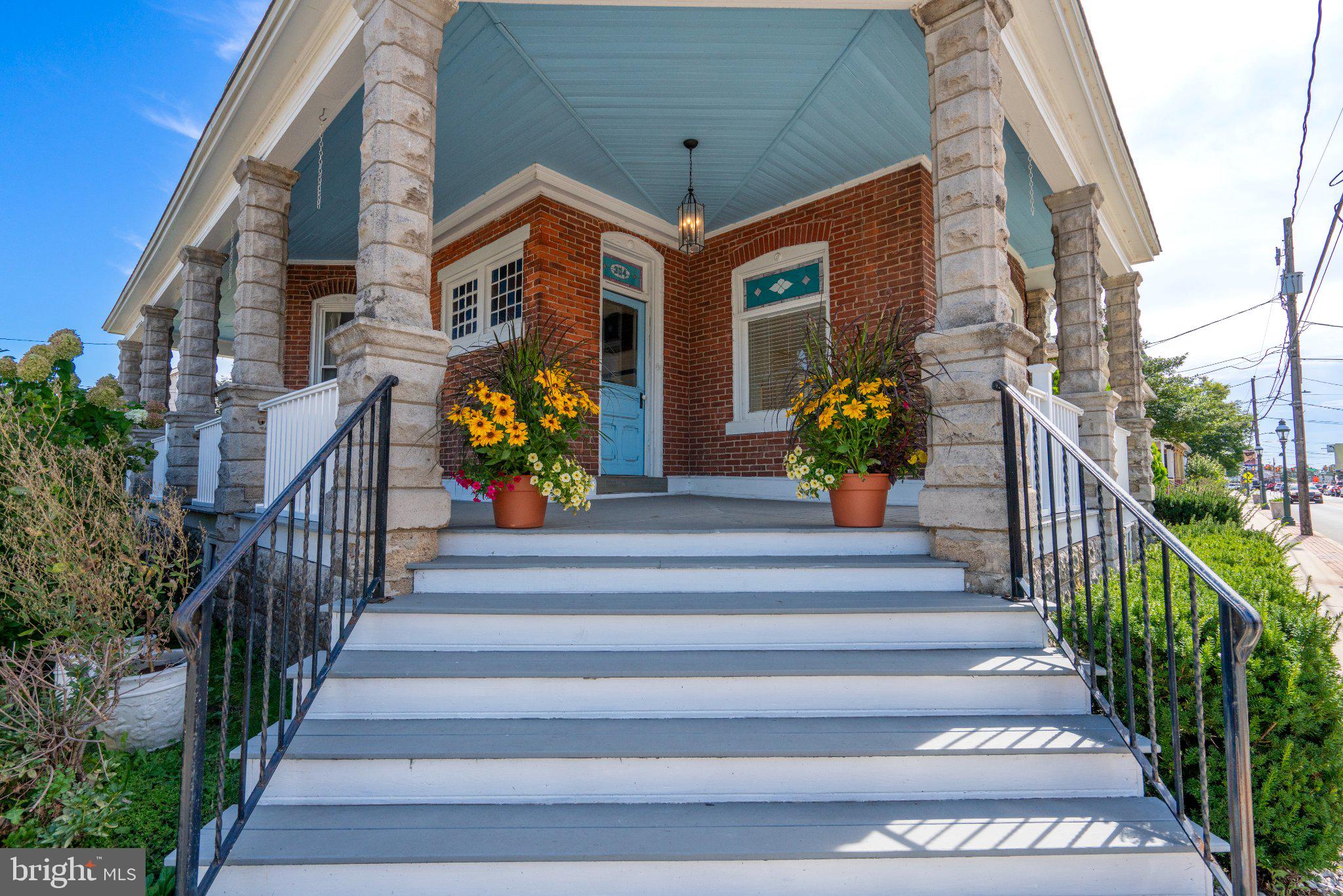 304 Main St, Pennsburg, PA 18073 photo