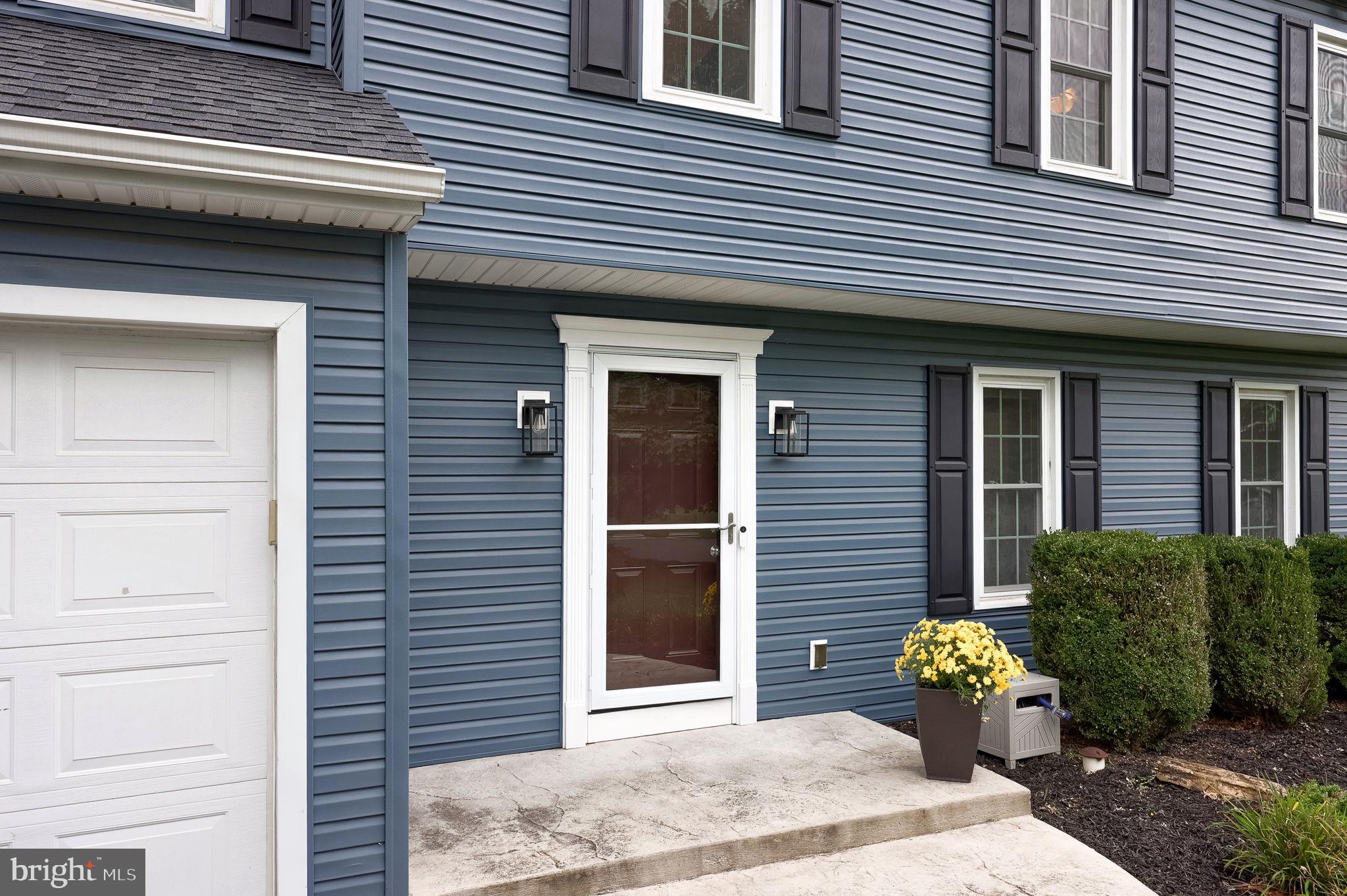 15 Kingston Rd, Brownstown, PA 17508 photo