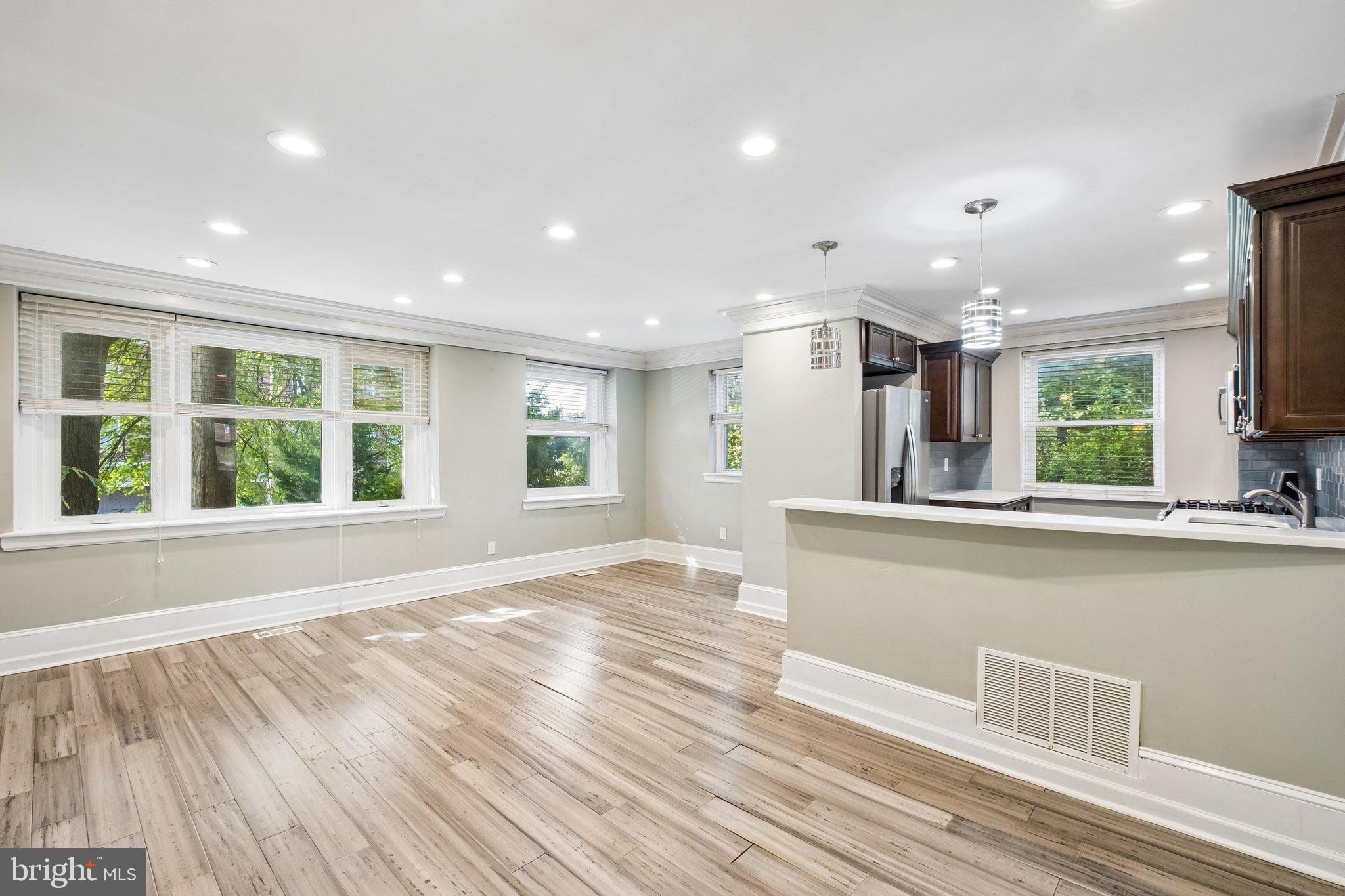 1034 Slocum St, Philadelphia, PA 19150