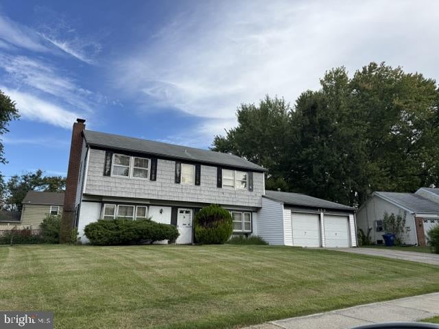153 River Dr, Willingboro, NJ 08046