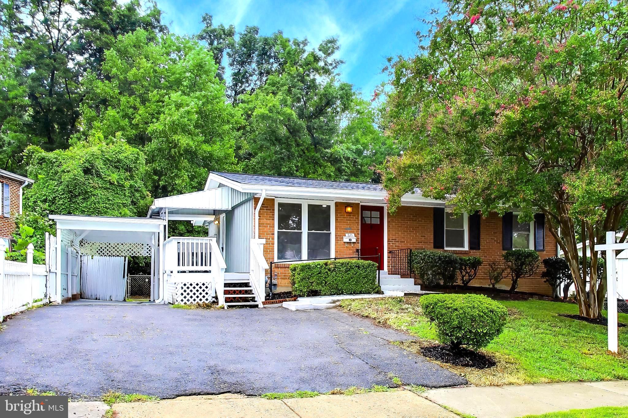 611 Quarry Ave, Capitol Heights, MD 20743
