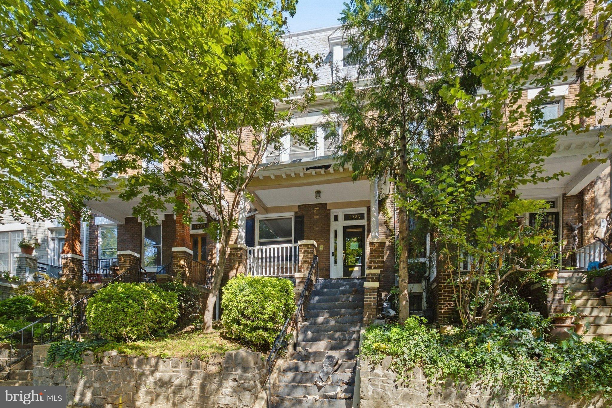 1203 Columbia Rd, Washington, DC 20009