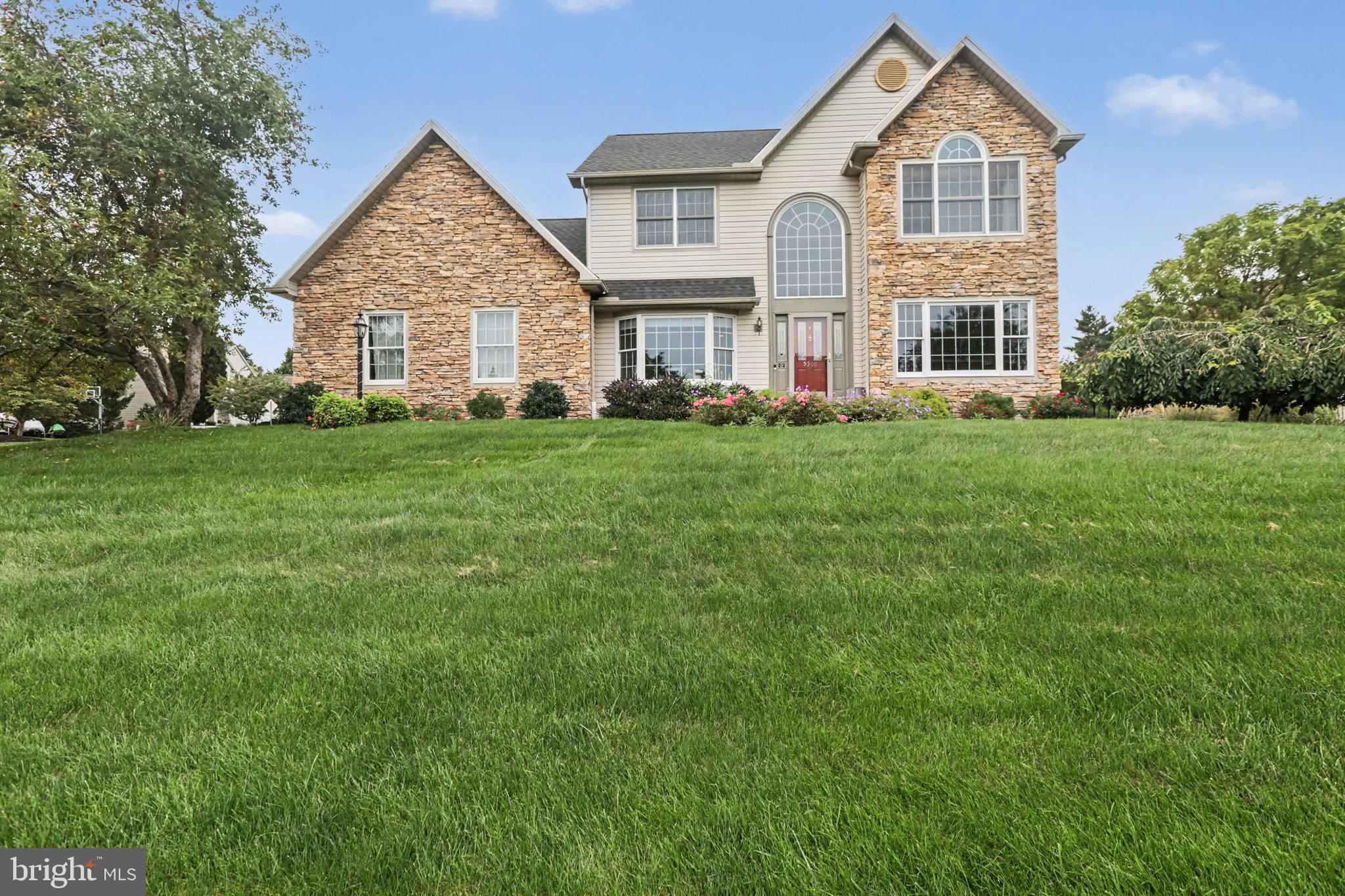 5300 Barbara Dr, Mechanicsburg, PA 17050