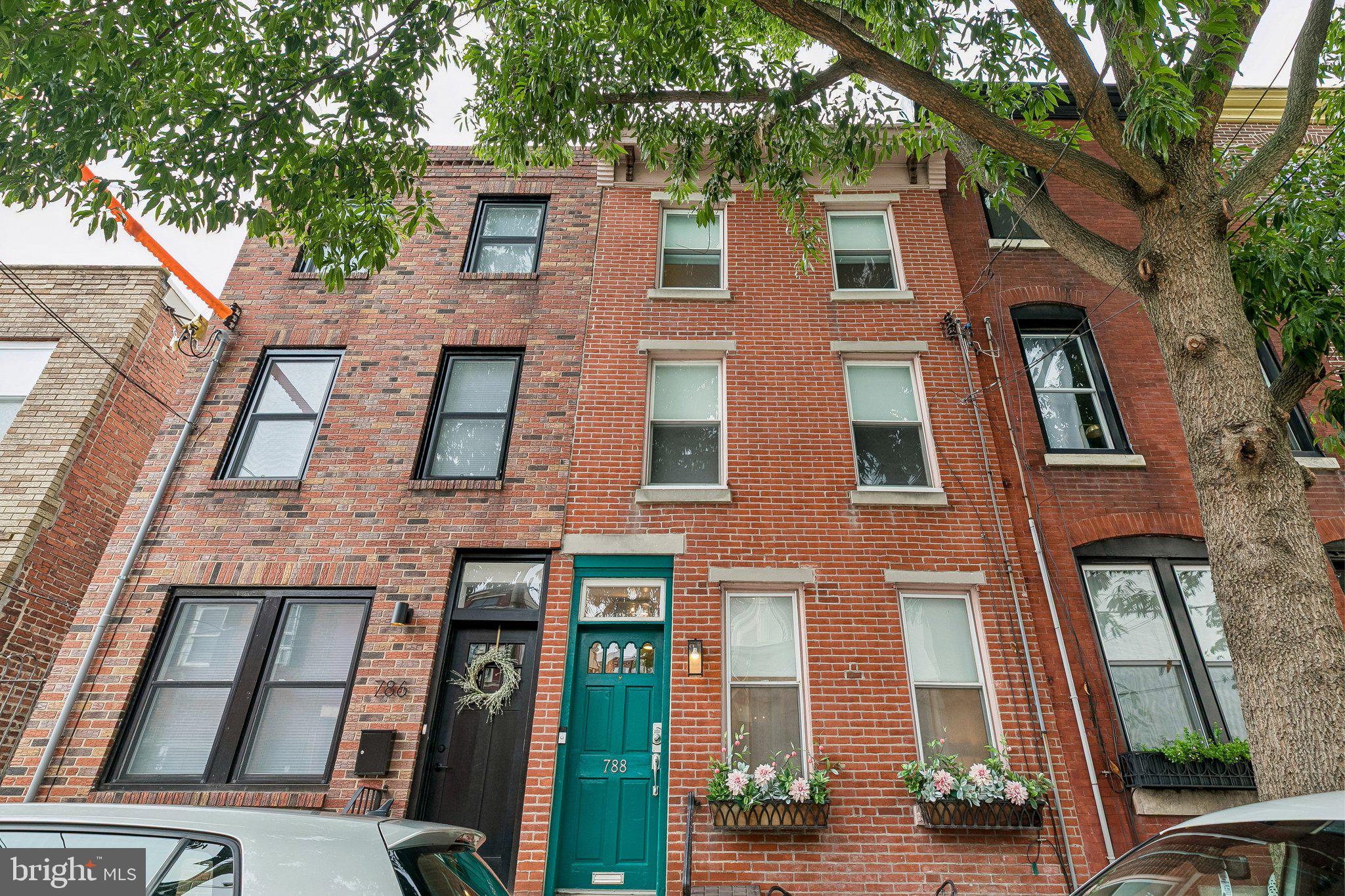 788 Croskey St, Philadelphia, PA 19130