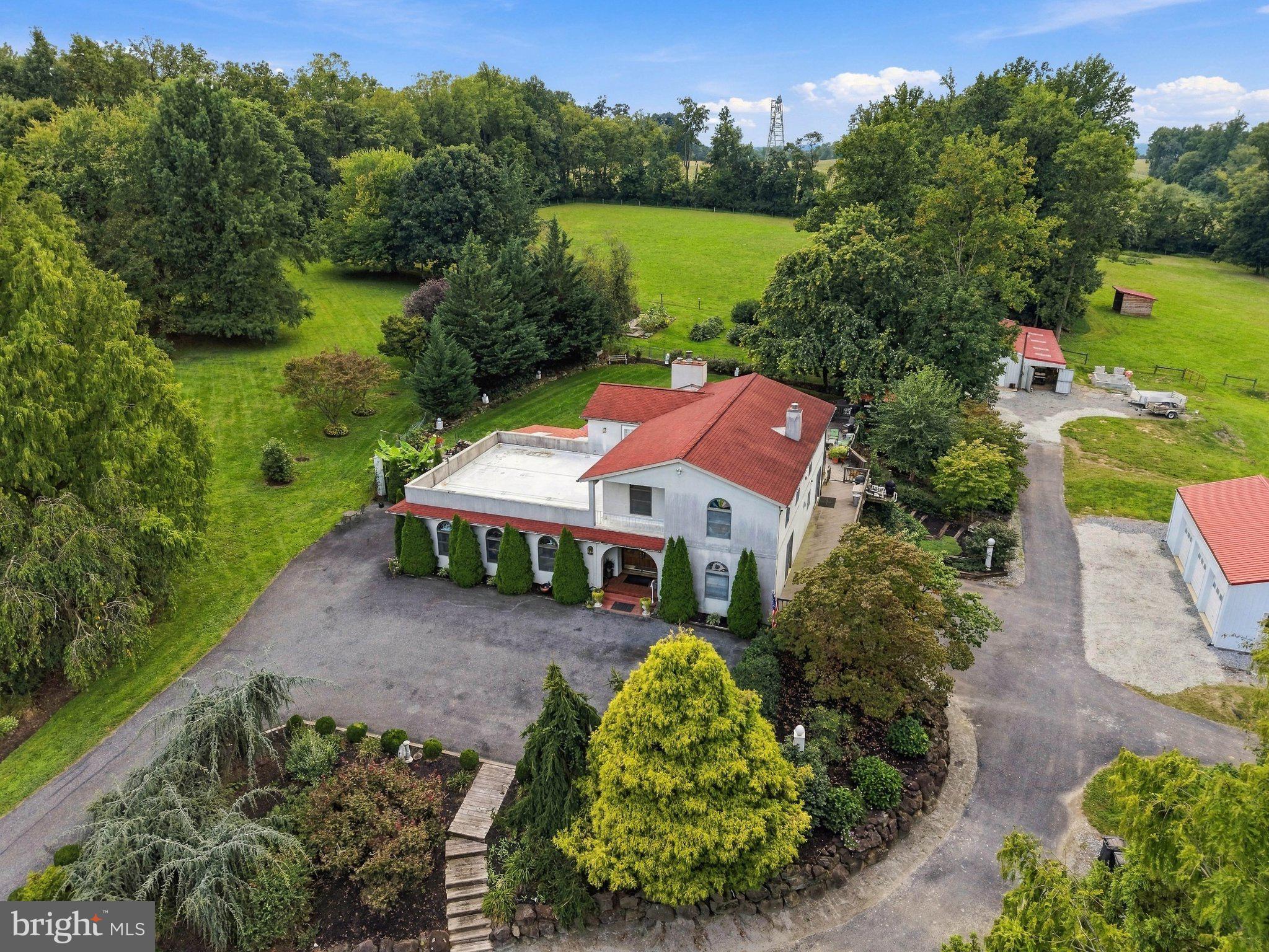 112 Hillsdale Rd, Elizabethtown, PA 17022 photo