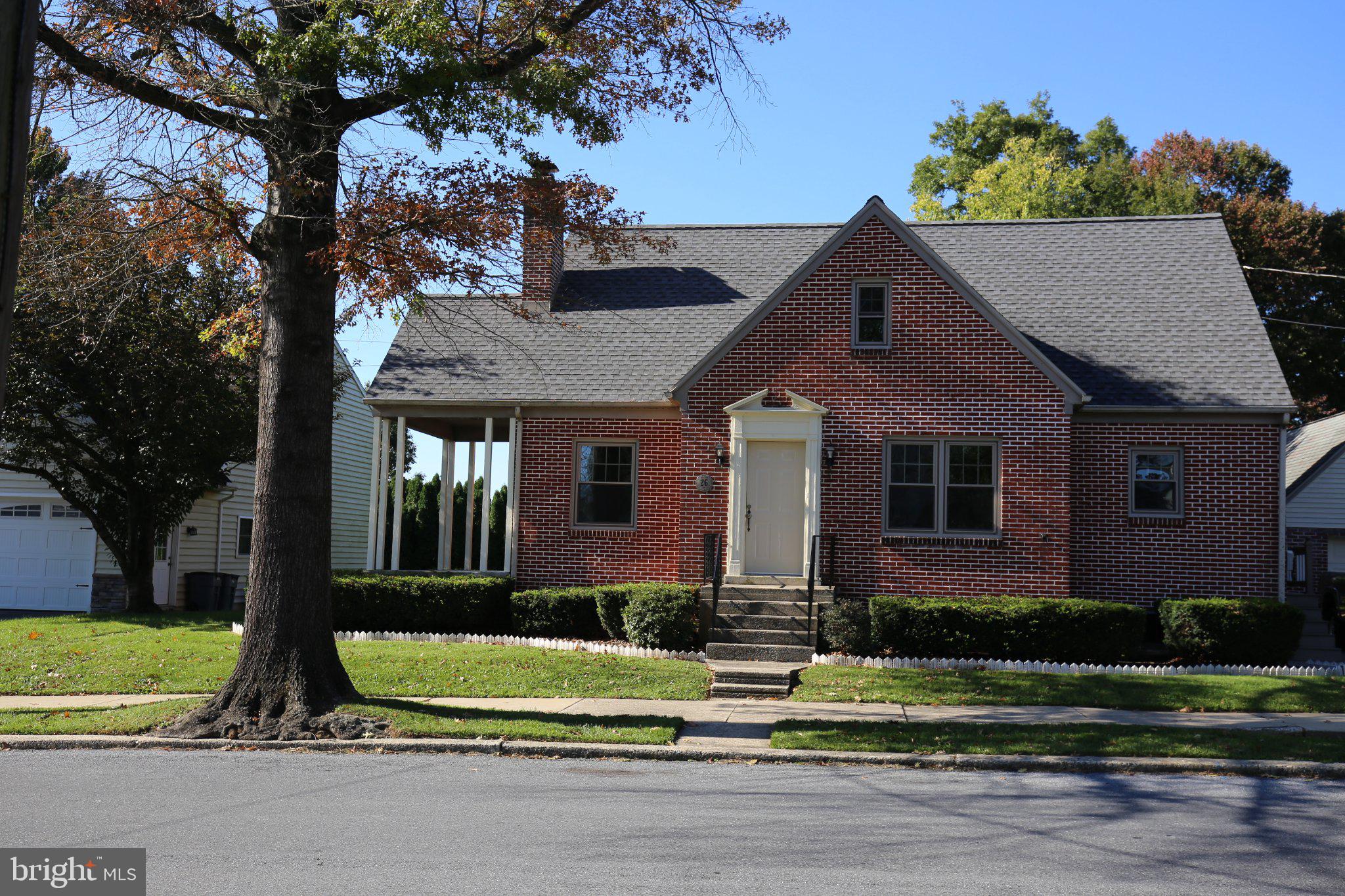26 Penn St, Manheim, PA 17545
