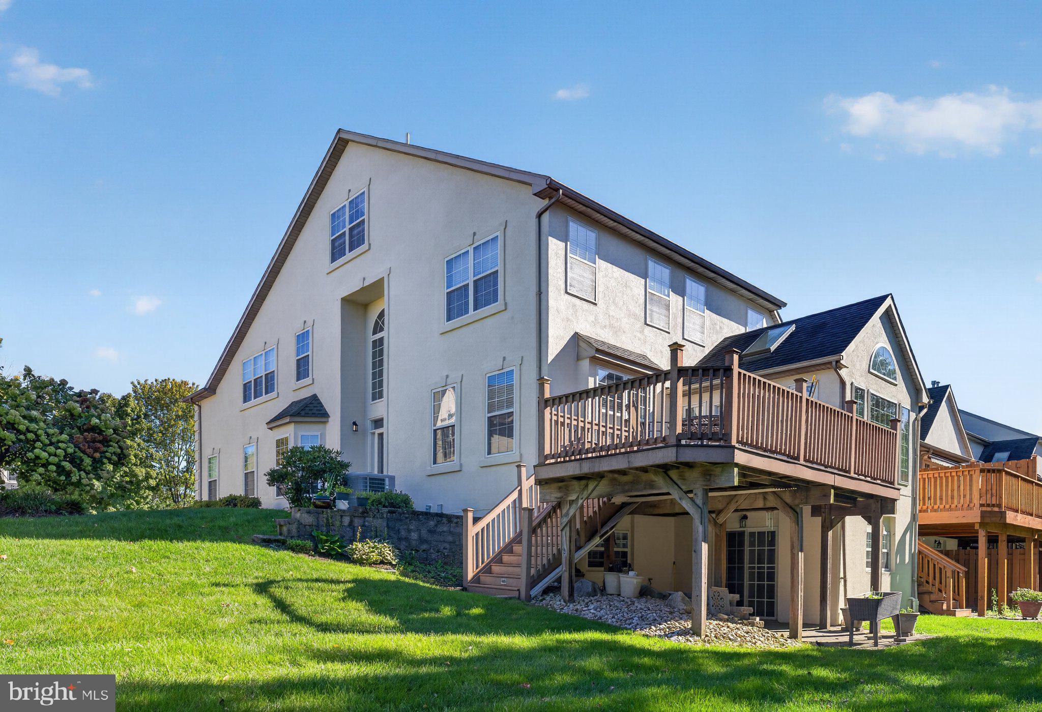 264 Center Point Ln, Lansdale, PA 19446 photo