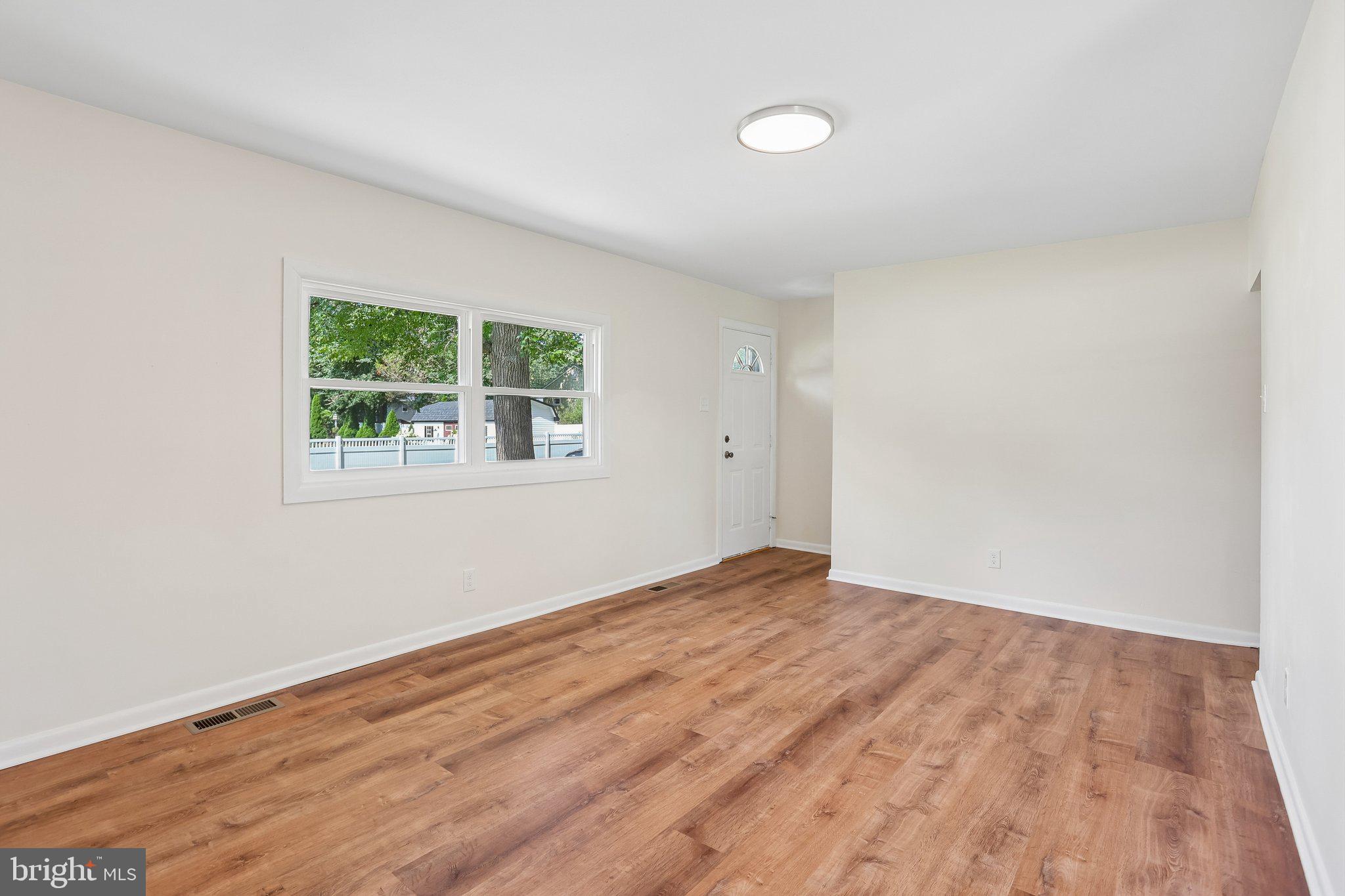 1101 Franklin St, Clayton, NJ 08312 photo