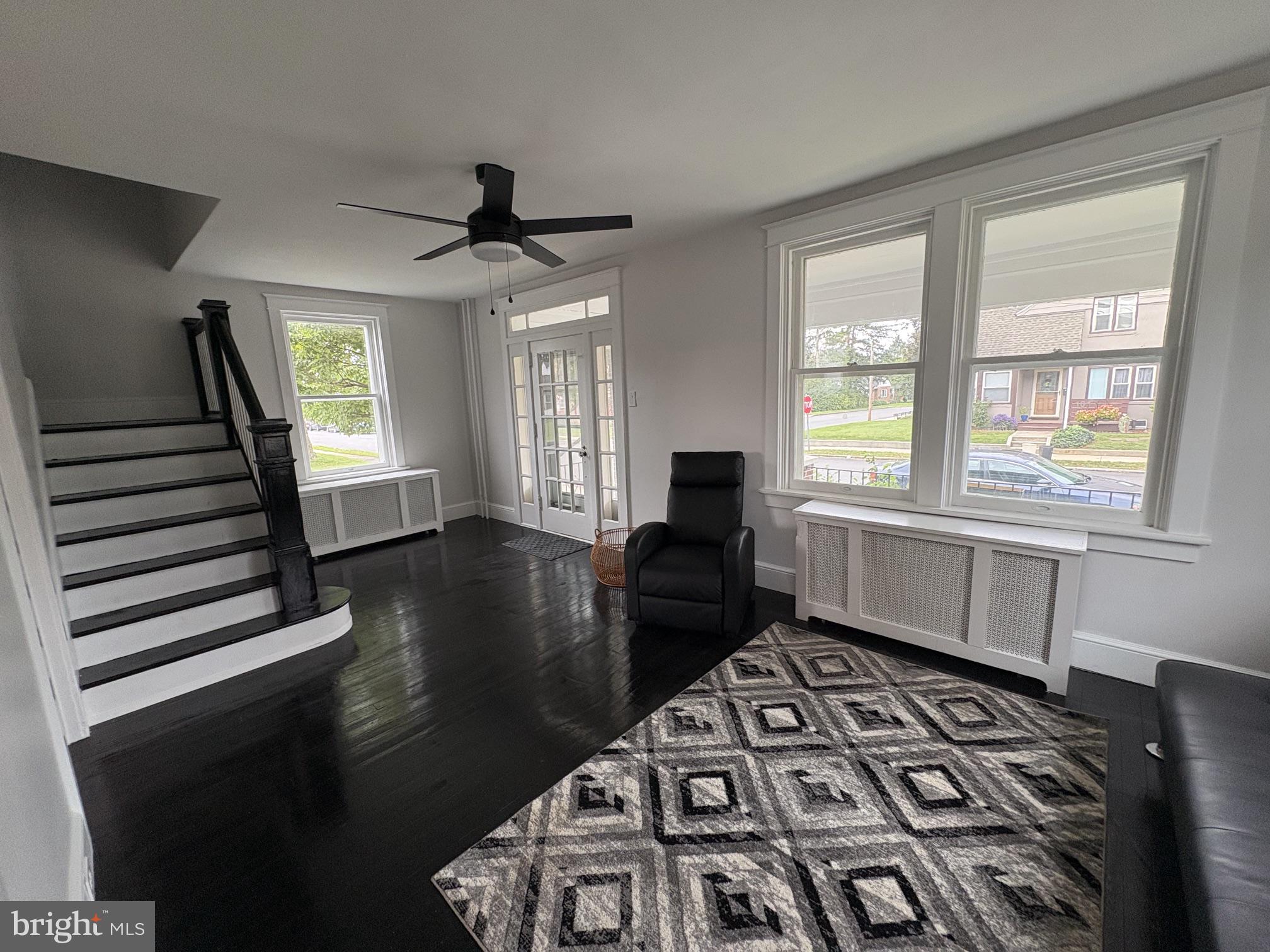 2101 W Philadelphia St, York, PA 17404 photo
