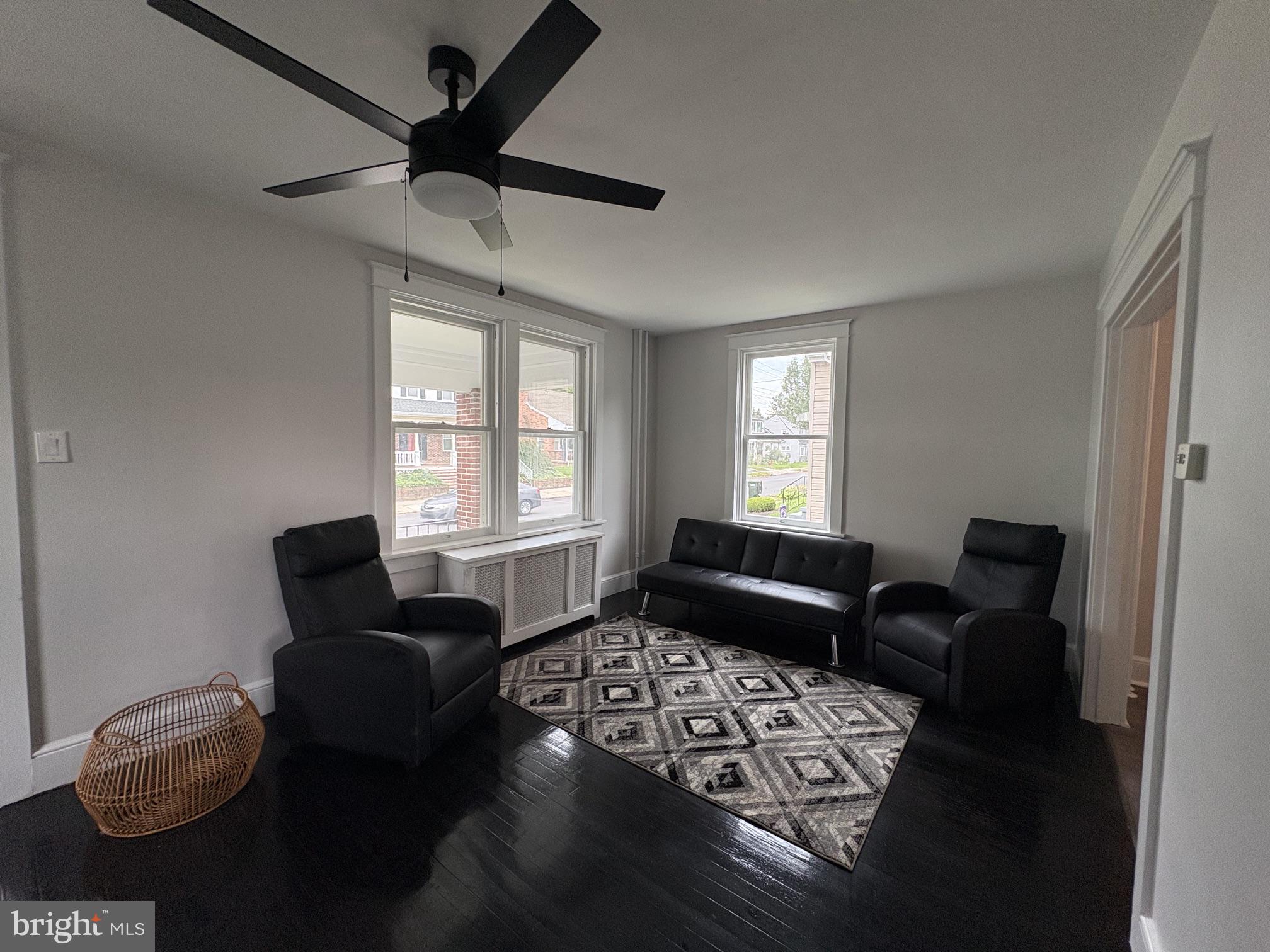2101 W Philadelphia St, York, PA 17404 photo
