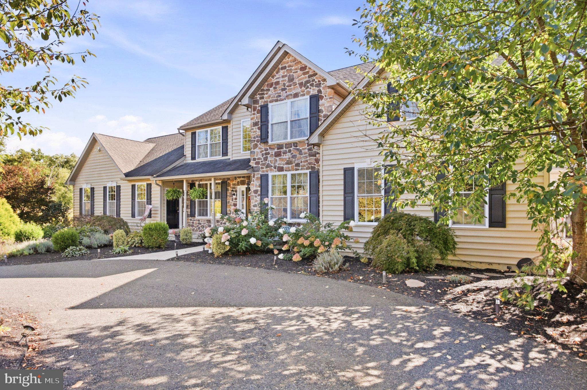 2180 Miller Rd, East Greenville, PA 18041 photo
