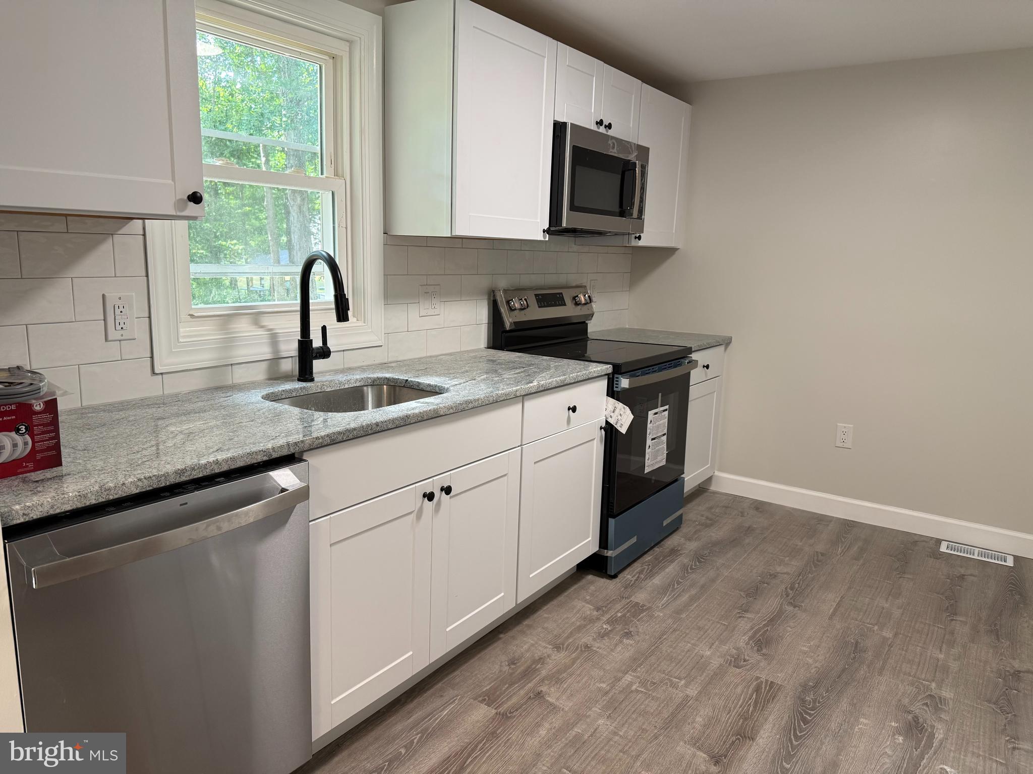 3015 Park Ave, Millville, NJ 08332 photo