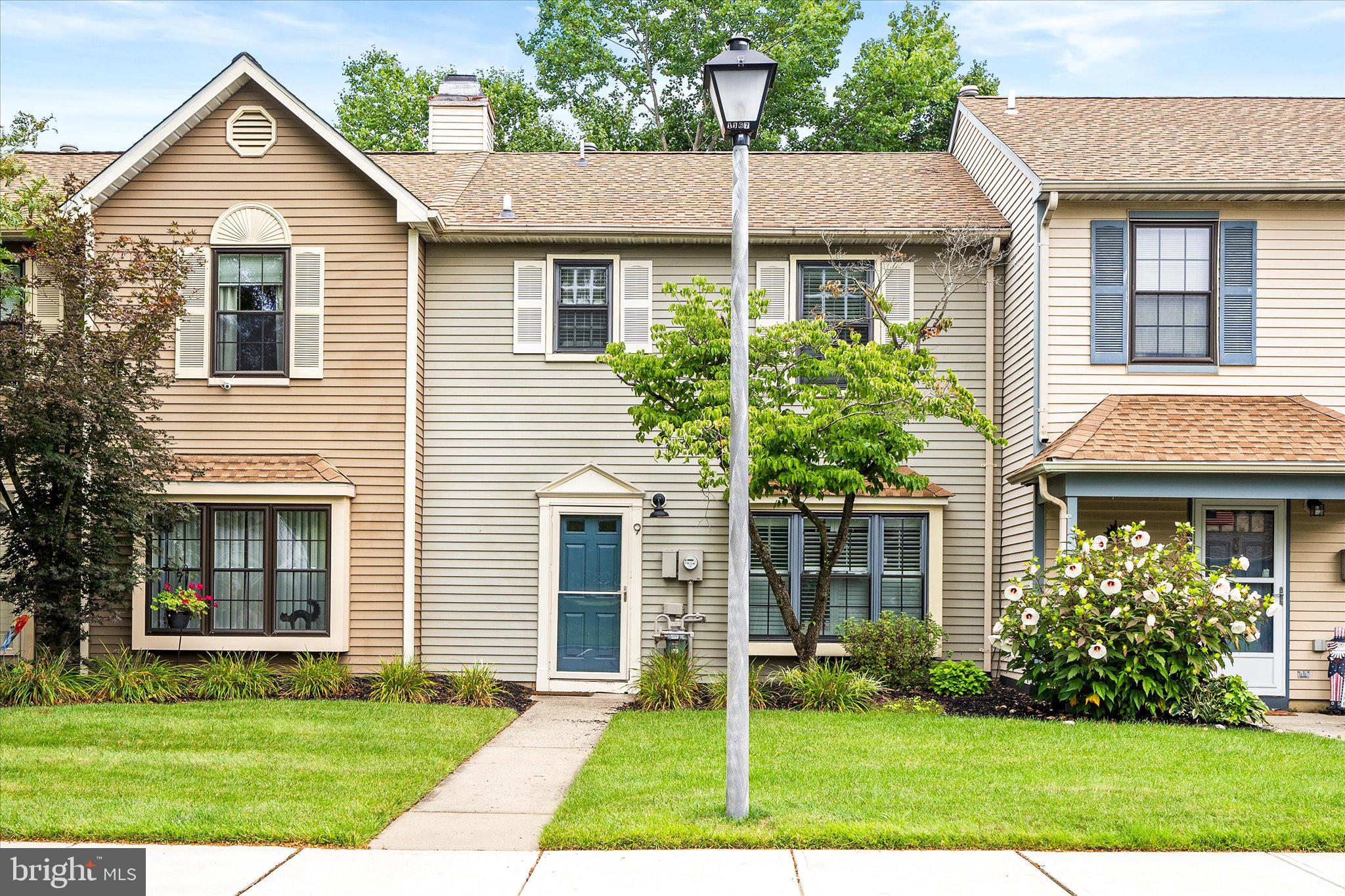 9 Ashford Ct, Robbinsville, NJ 08691 photo