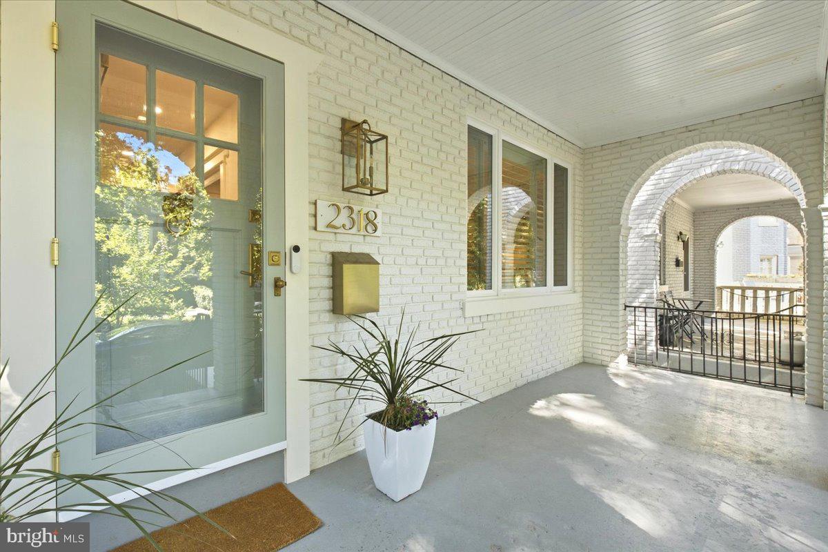 2318 Ashmead Pl, Washington, DC 20009 photo