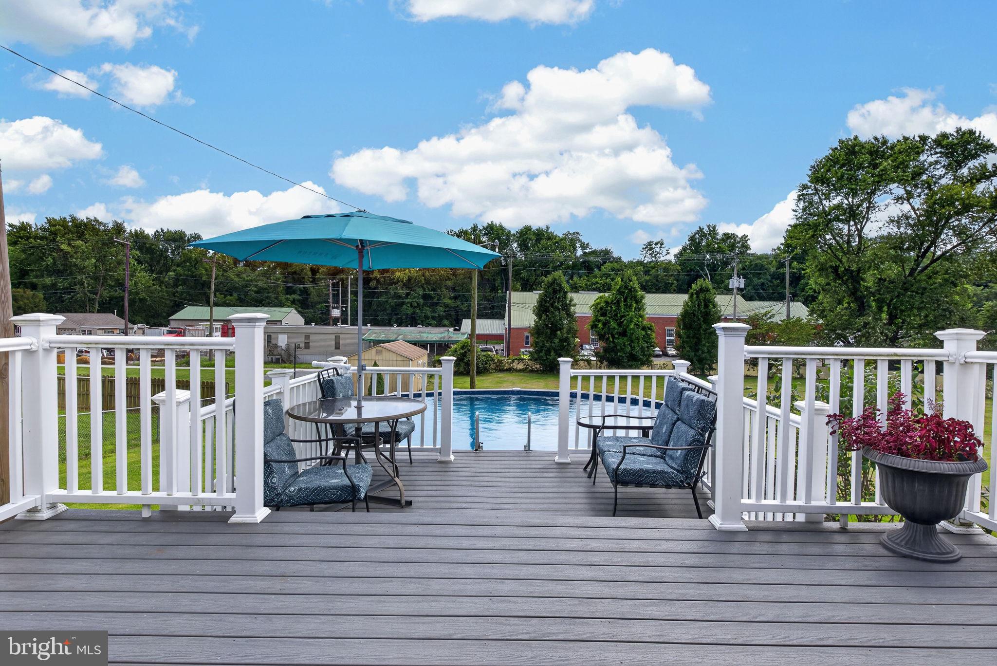 676 W Market St, Marietta, PA 17547 photo