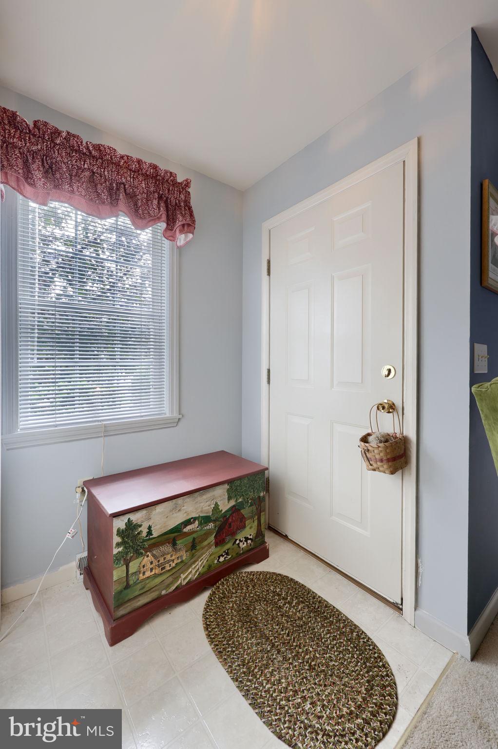195 Strawberry St, Leola, PA 17540 photo