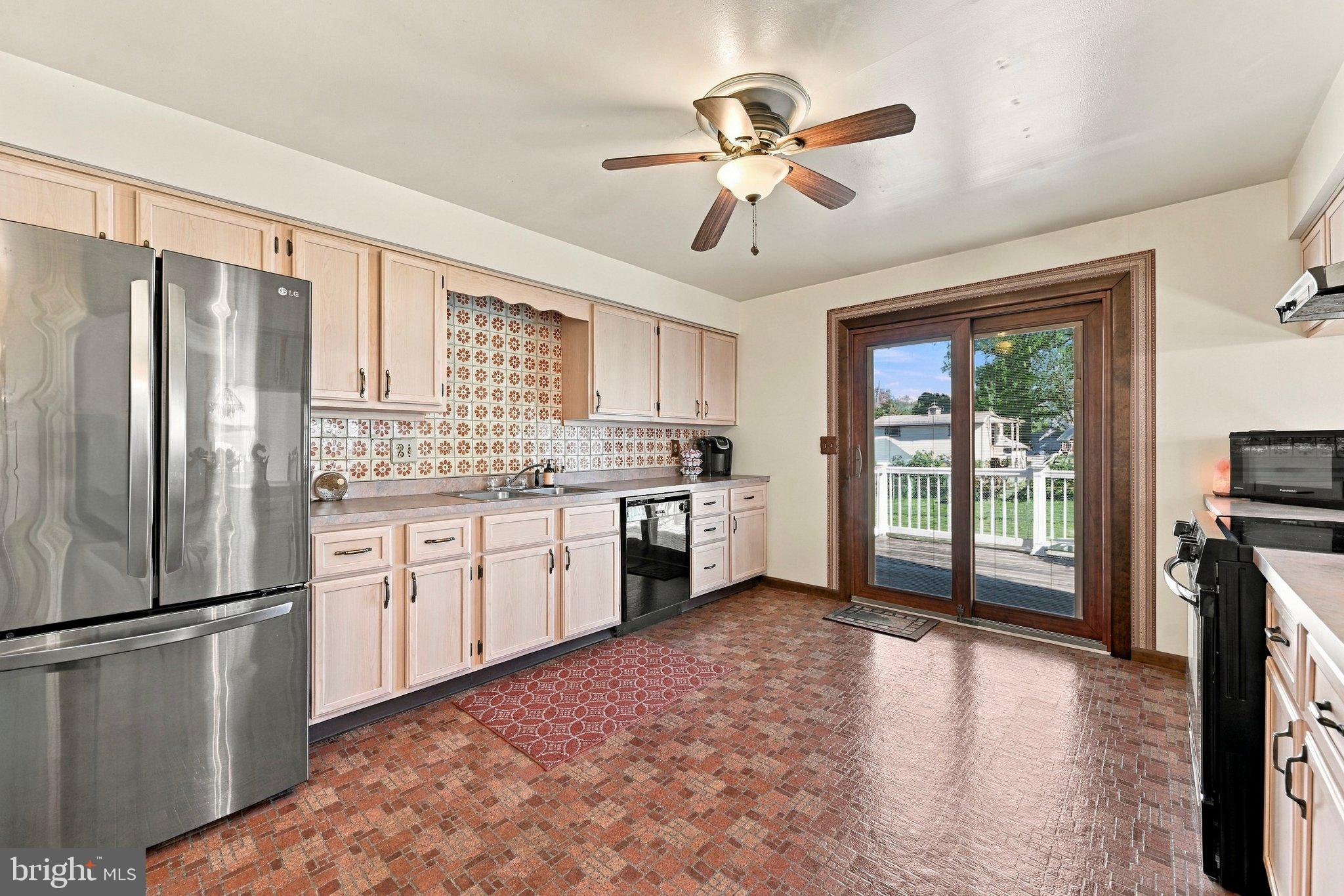 13 S 13th Ave, Coatesville, PA 19320 photo