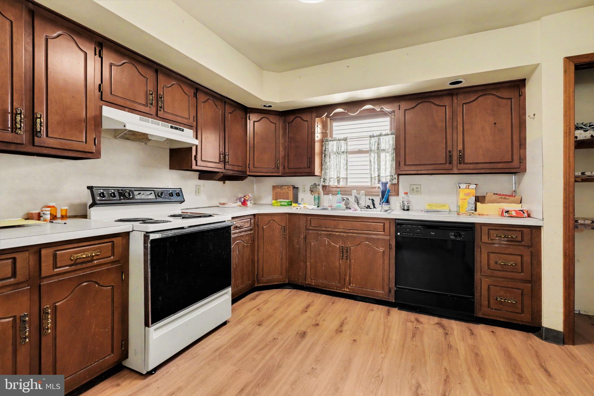 713 Sterlingworth Terrace, Easton, PA 18042 photo