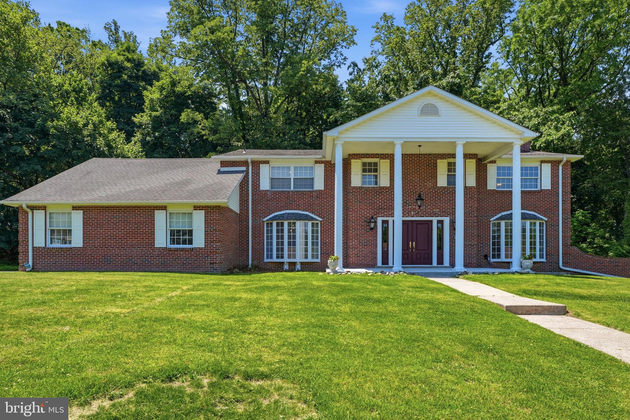 1840 Nicholas Dr, Huntingdon Valley, PA 19006 photo
