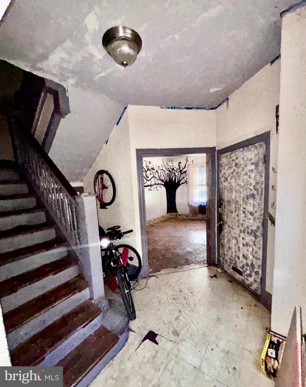 71 E Penn St, Philadelphia, PA 19144 photo