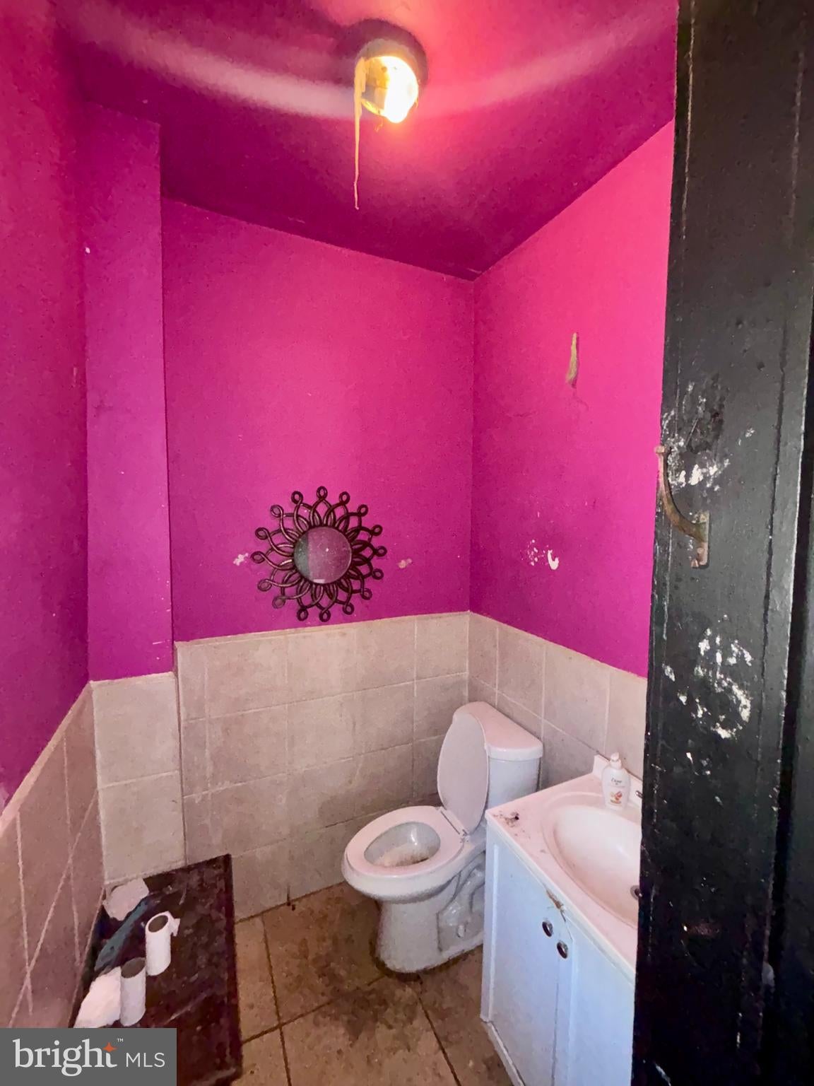 71 E Penn St, Philadelphia, PA 19144 photo