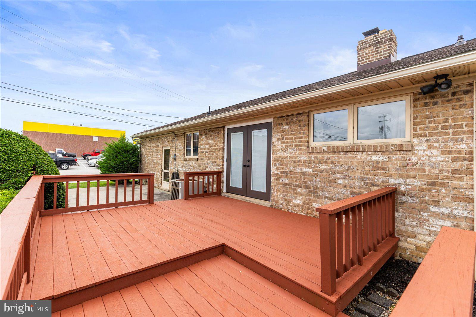 11 Kuhn Dr, Hanover, PA 17331 photo