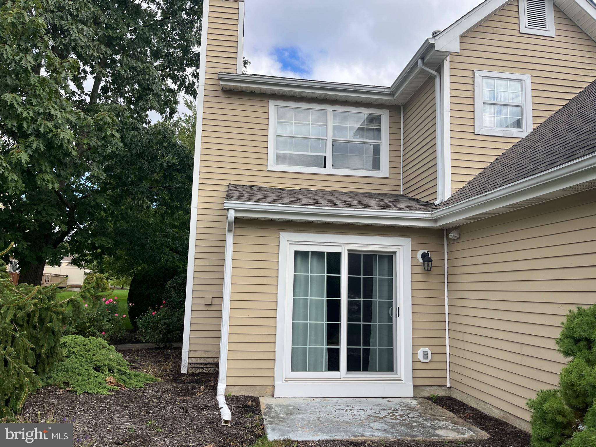 2306 Orchard Hill Cir, Warrington, PA 18976 photo