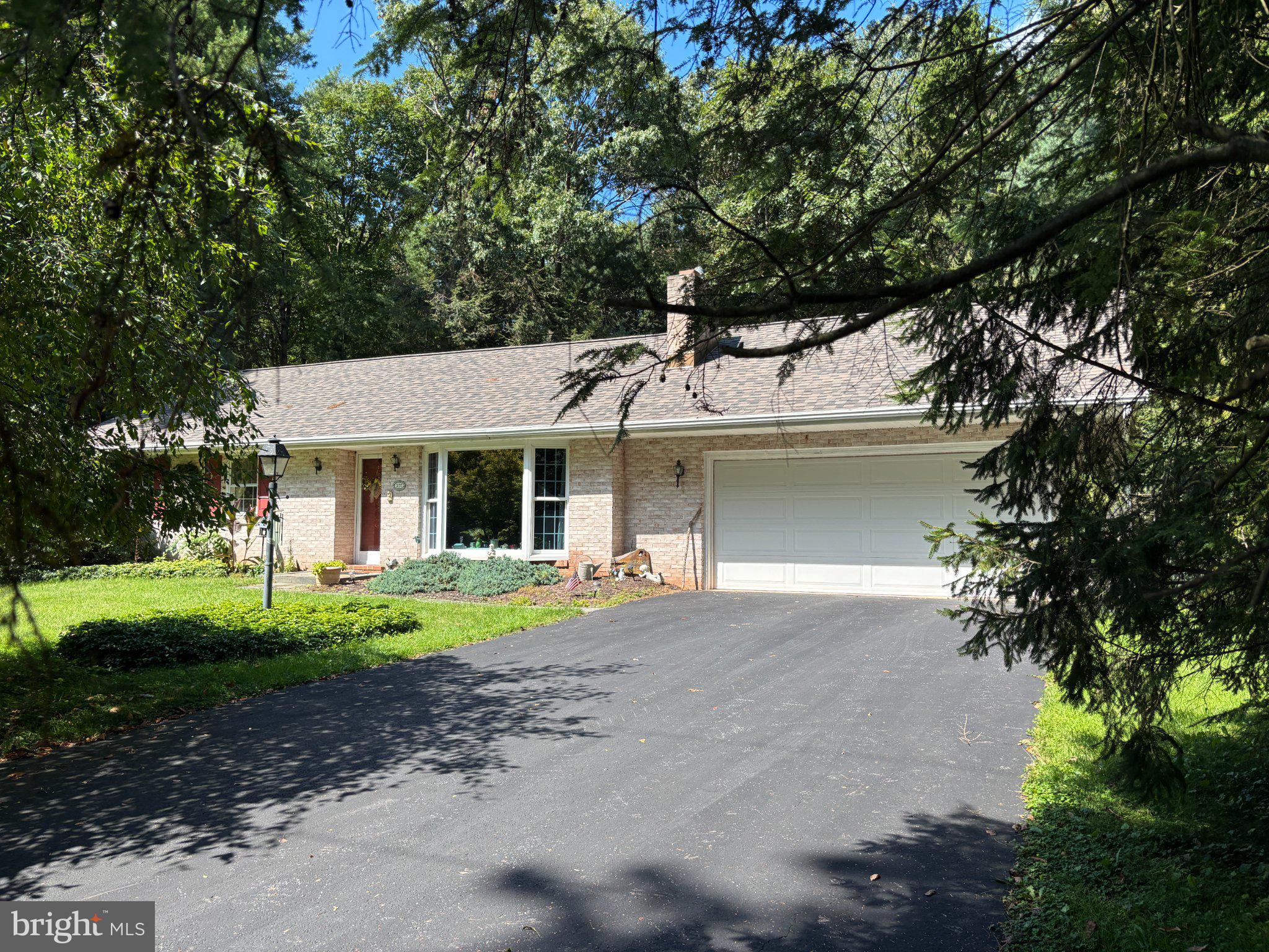 237 Timber Rd, Mount Gretna, PA 17064 photo