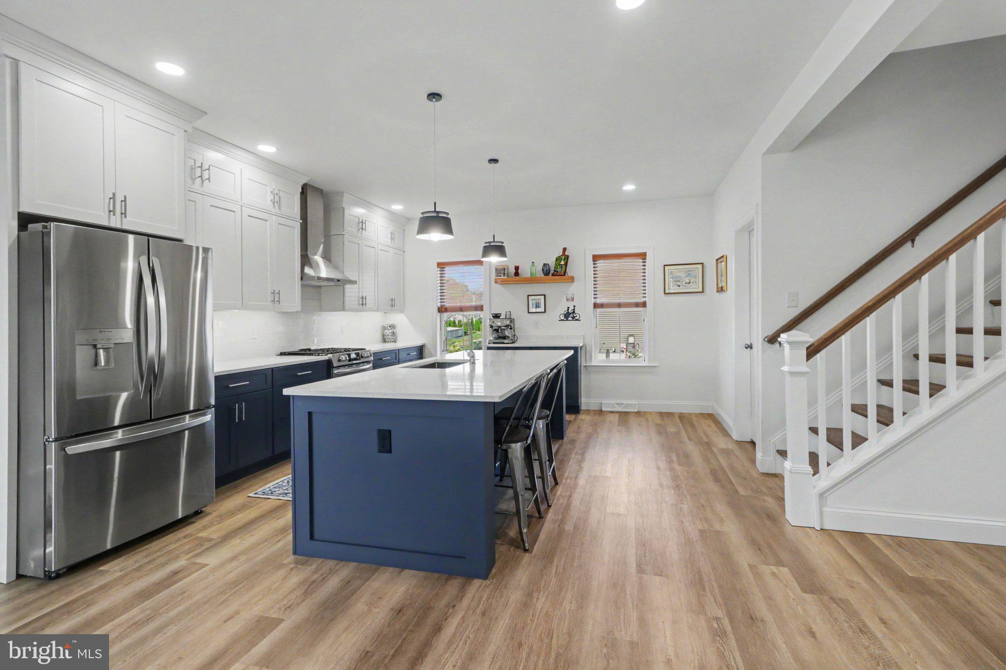 70 Lake View Rd, Ephrata, PA 17522 photo