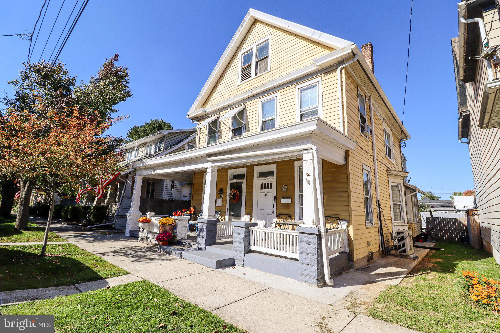 430 W Simpson St, Mechanicsburg, PA 17055 photo
