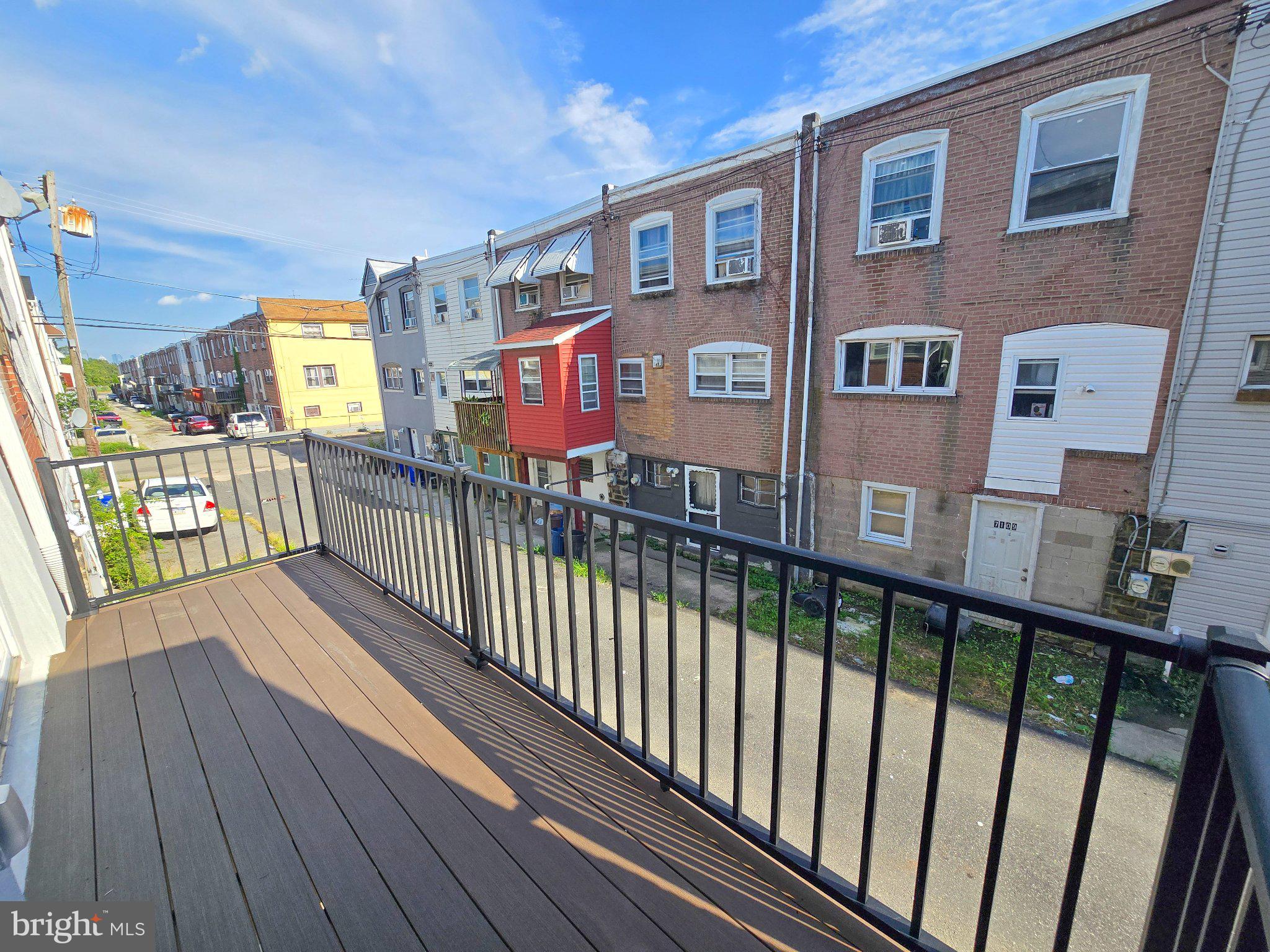 7108 Clover Ln, Upper Darby, PA 19082 photo