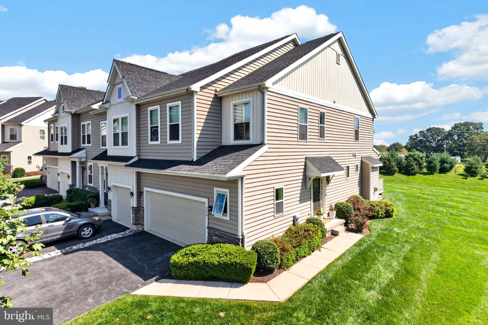213 Kestrel Ct, Kennett Square, PA 19348 photo